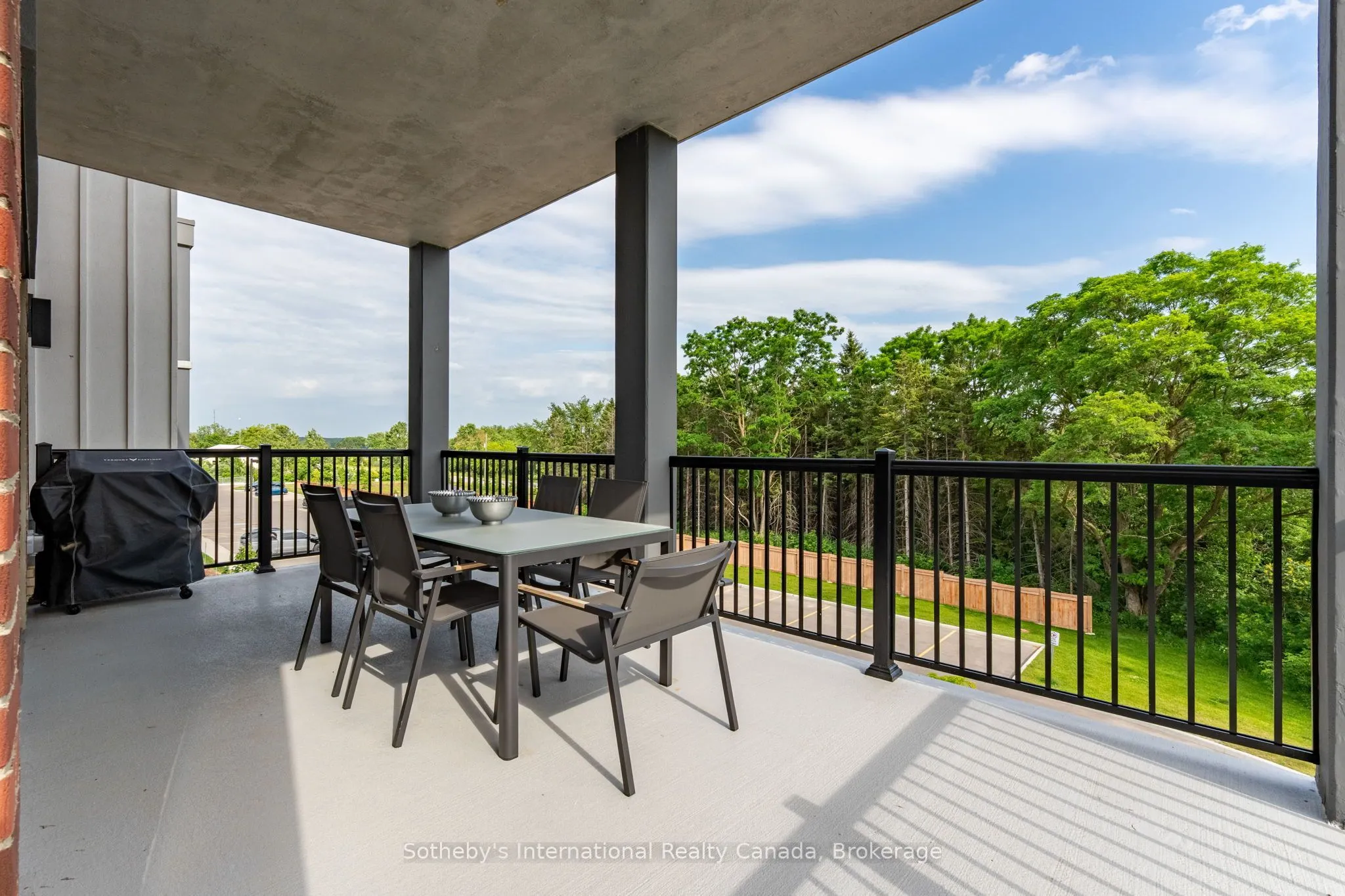 121 Mary St Street #311
