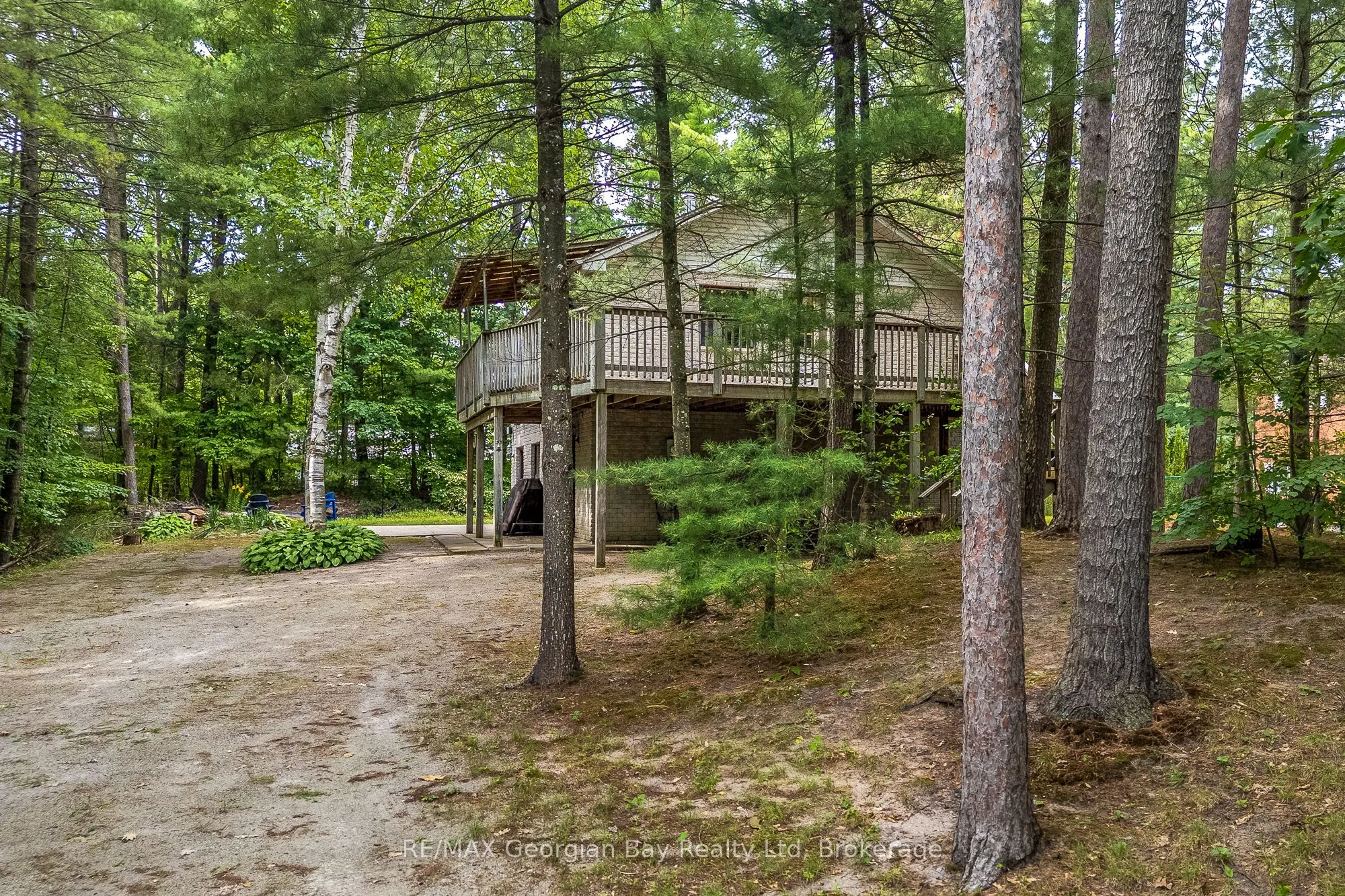 754 Lafontaine Road W
