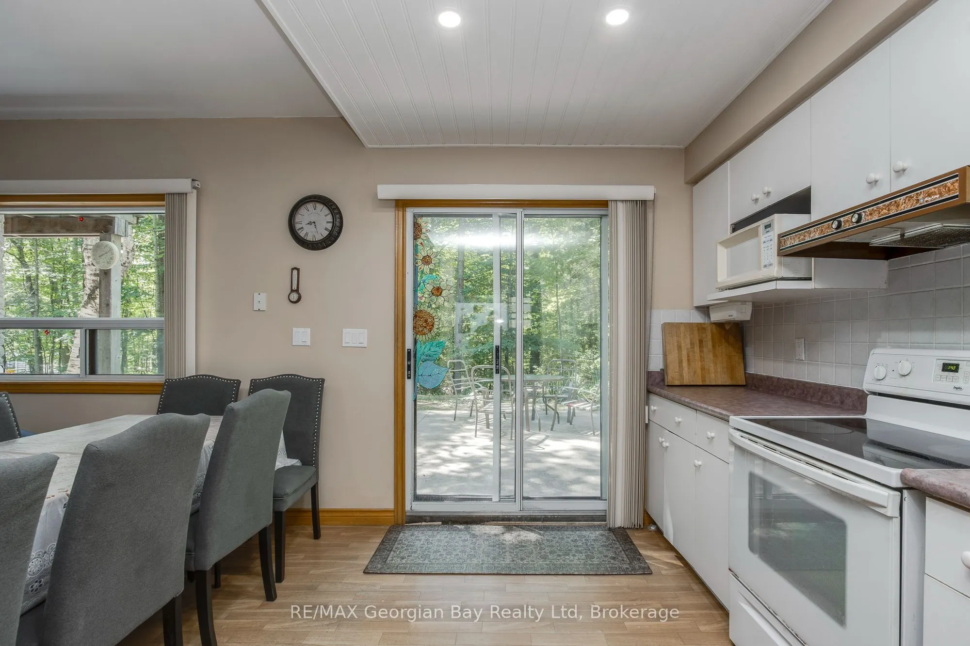 754 Lafontaine Road W