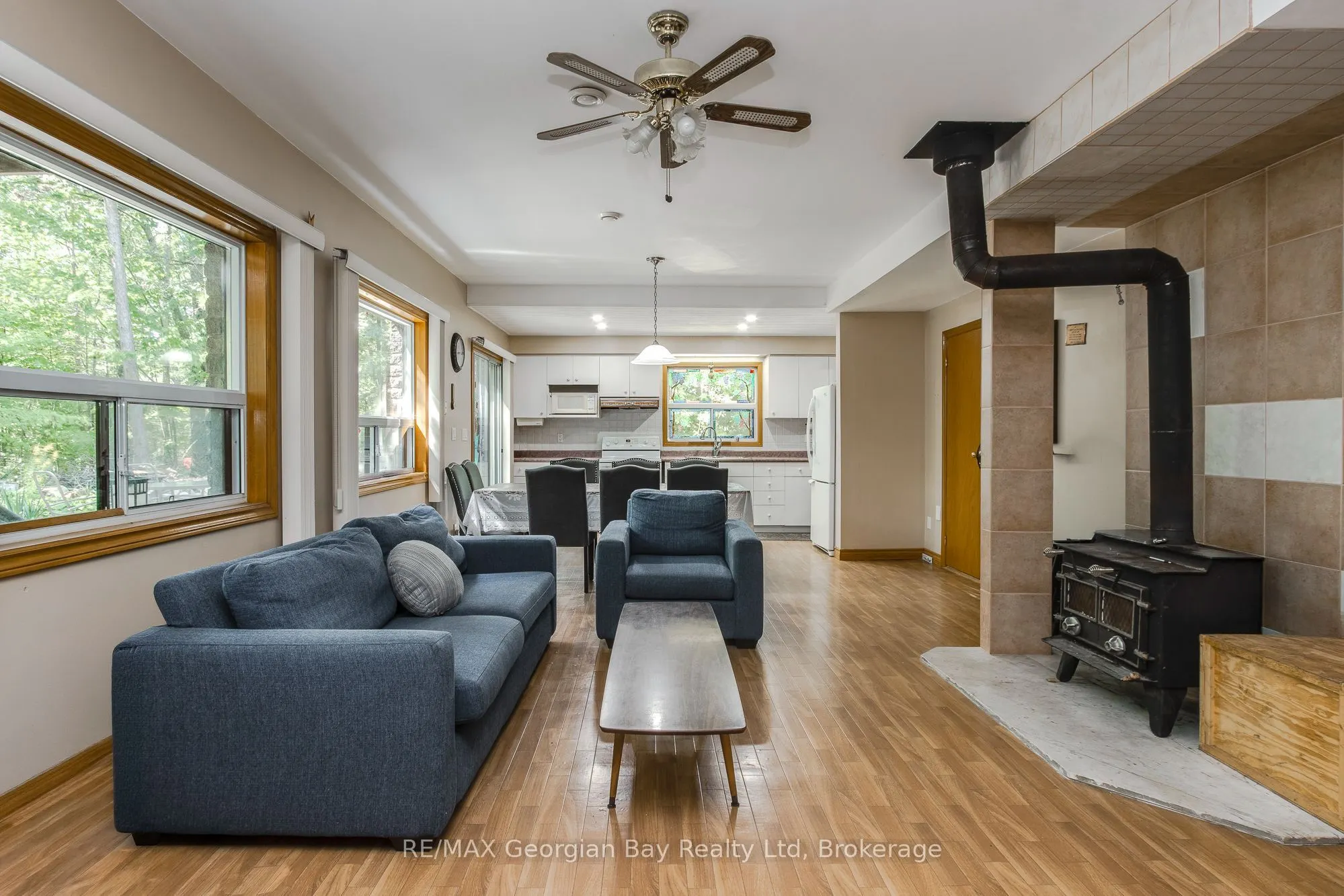 754 Lafontaine Road W