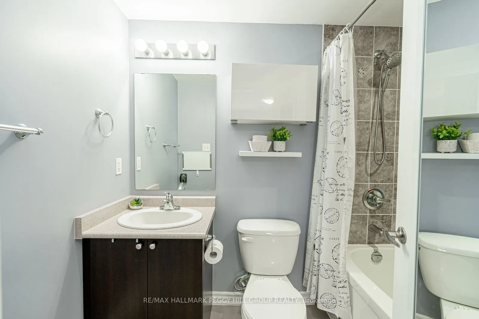 39 Ferndale Drive S #112