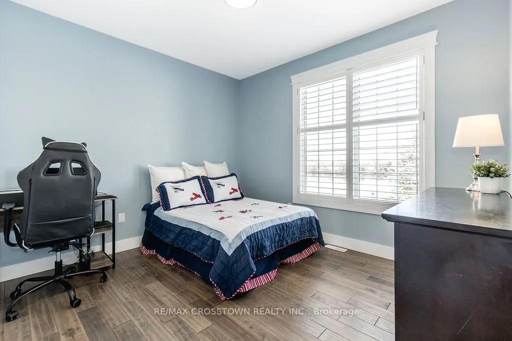 25 MENNILL Drive