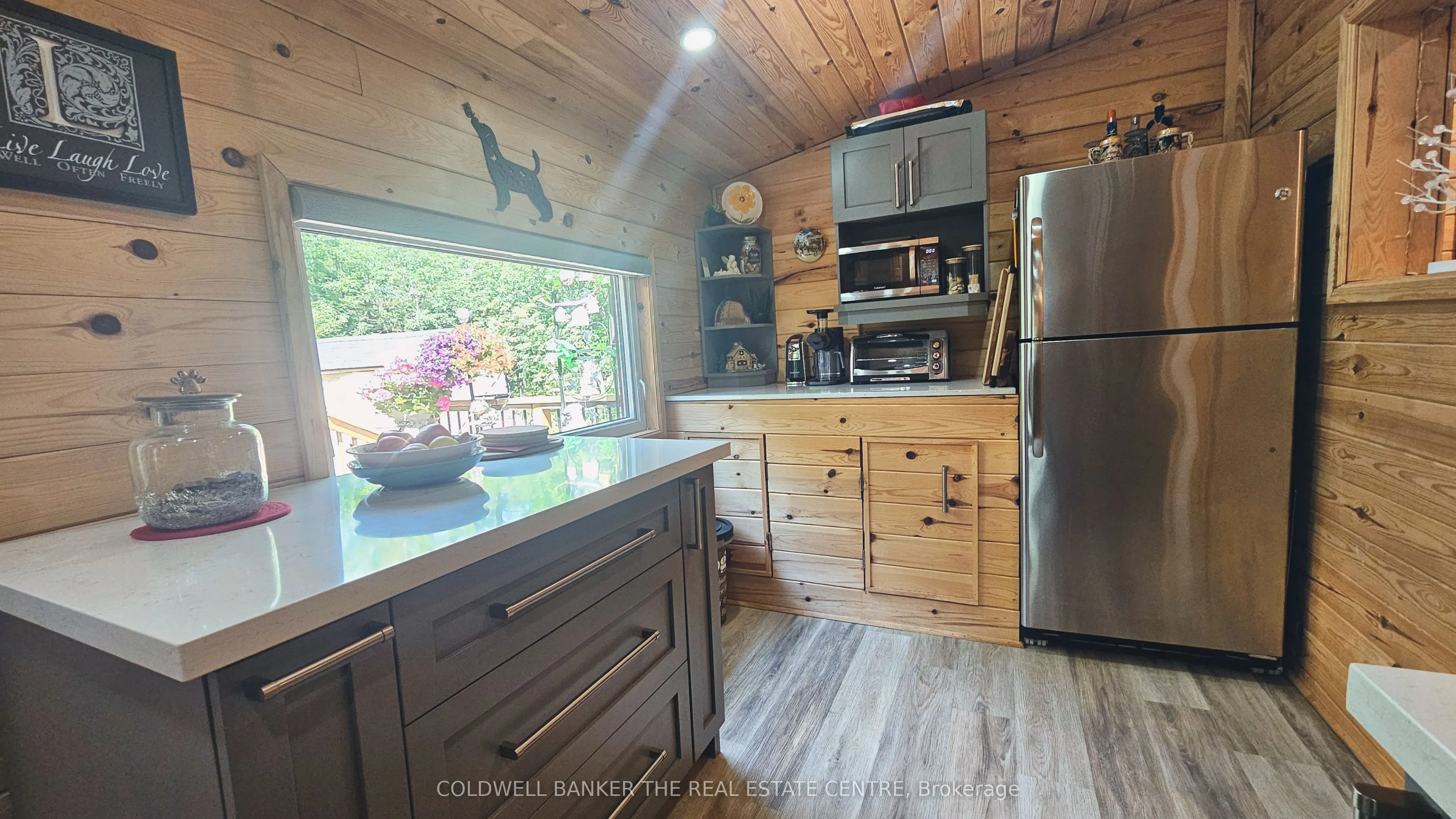 5594 Upper Big Chute Road
