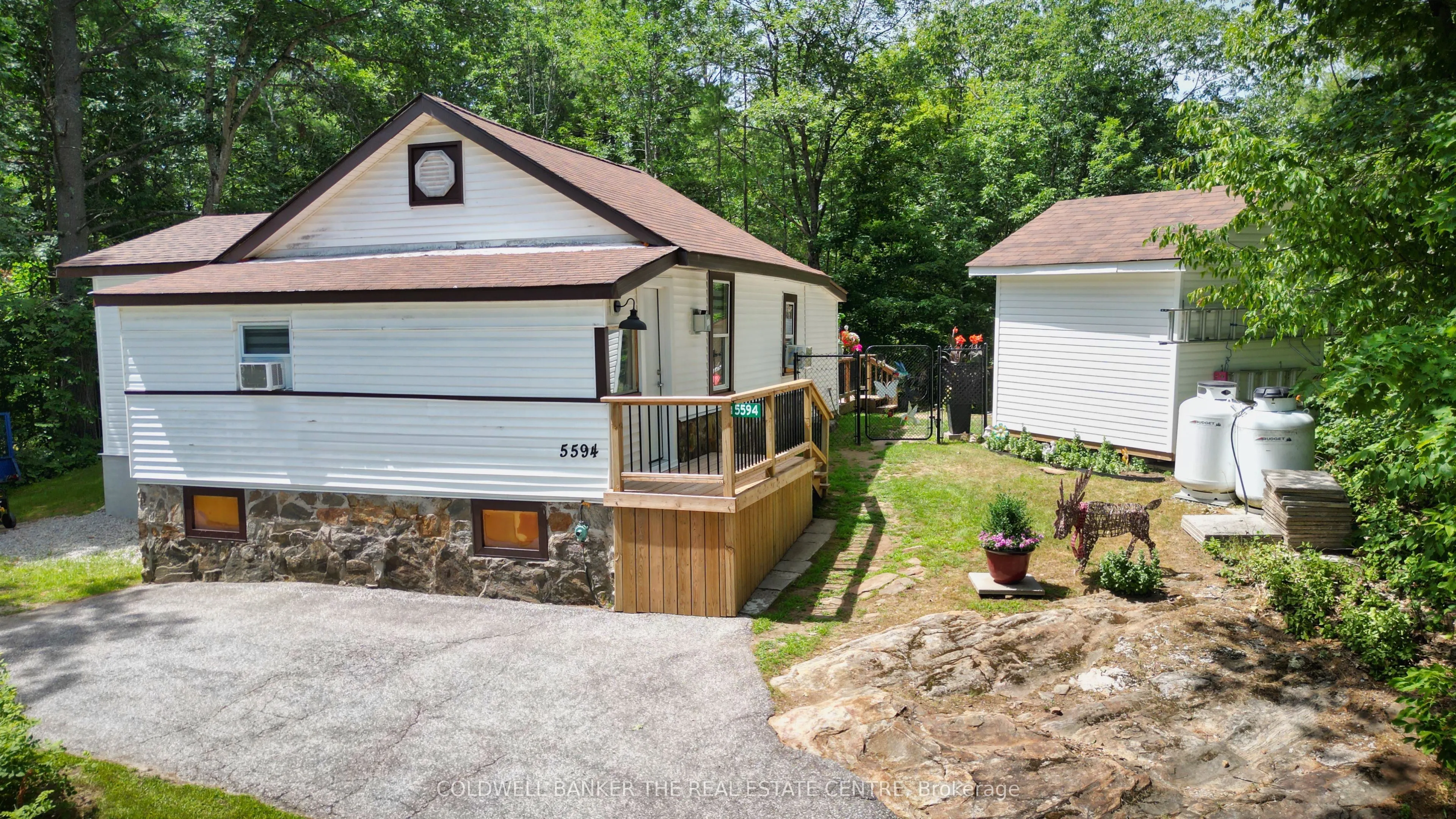 5594 Upper Big Chute Road