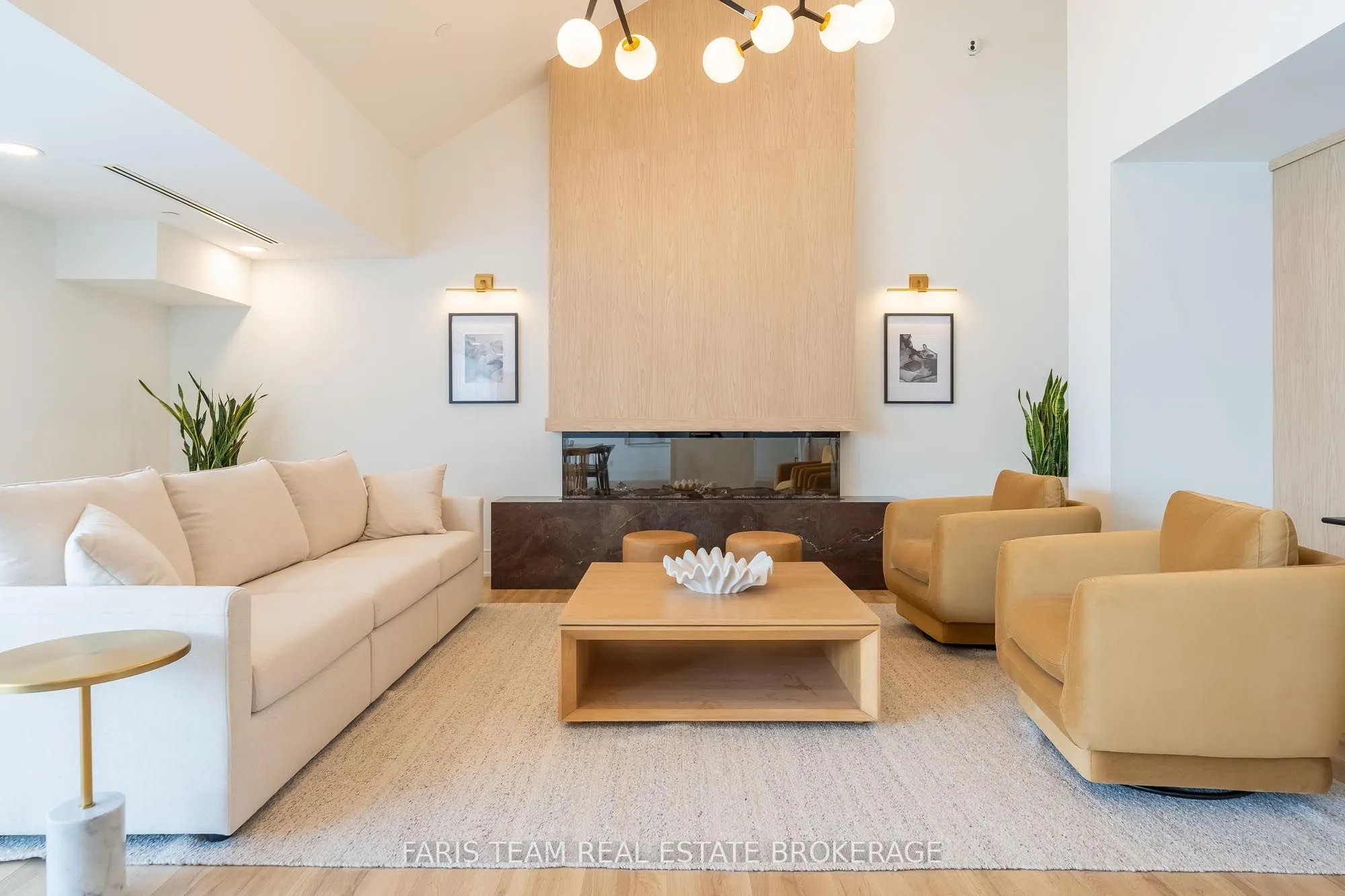 31 Huron Street #413