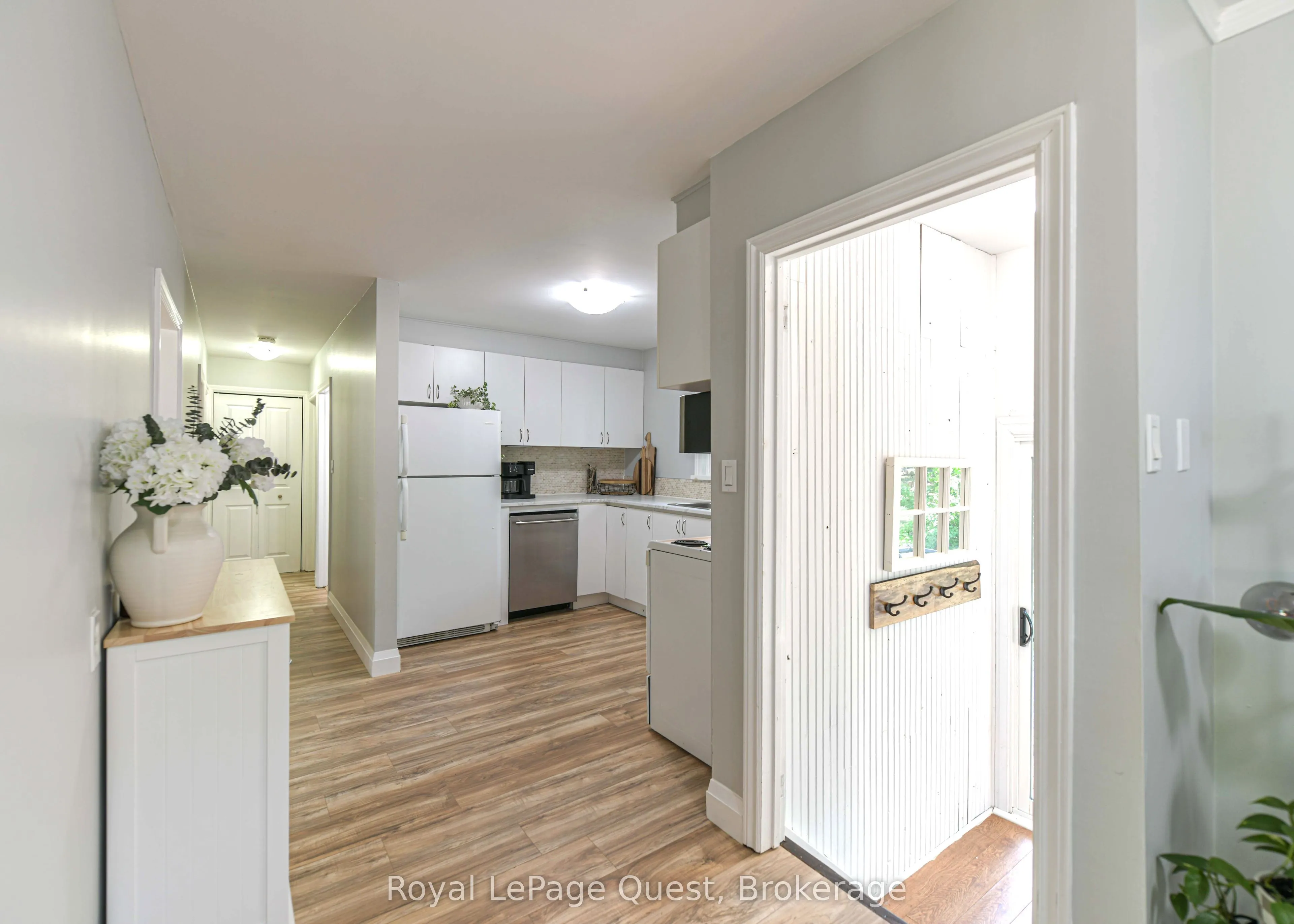 401 Mississaga Street W