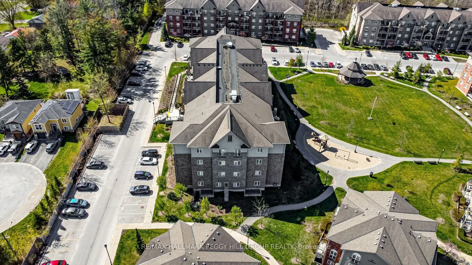 45 Ferndale Drive S #305
