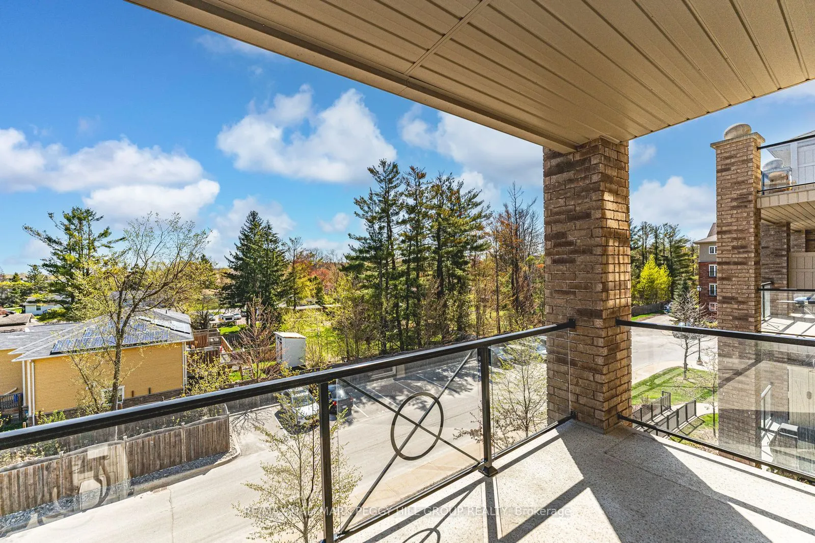 45 Ferndale Drive S #305