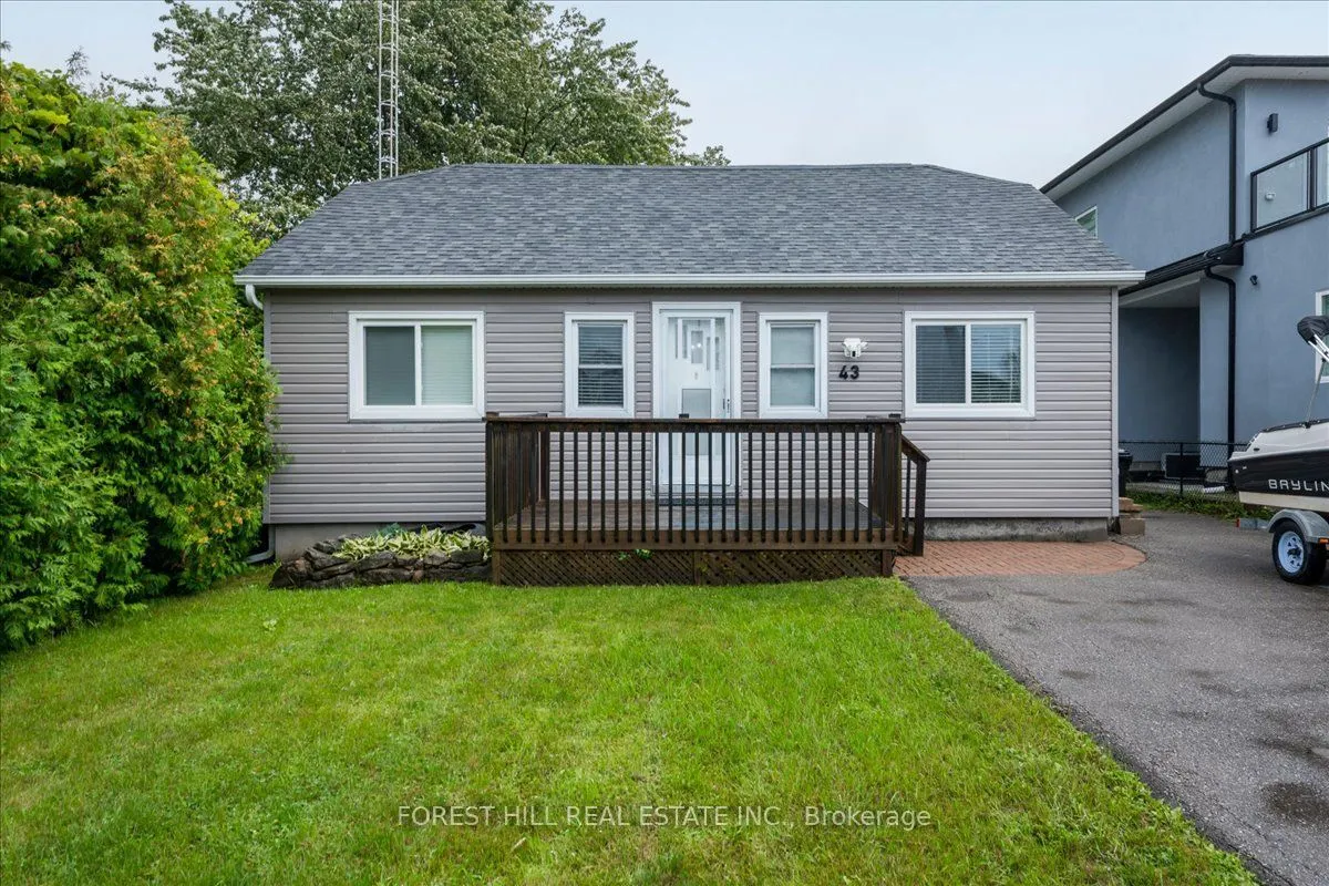 43 Lake Avenue