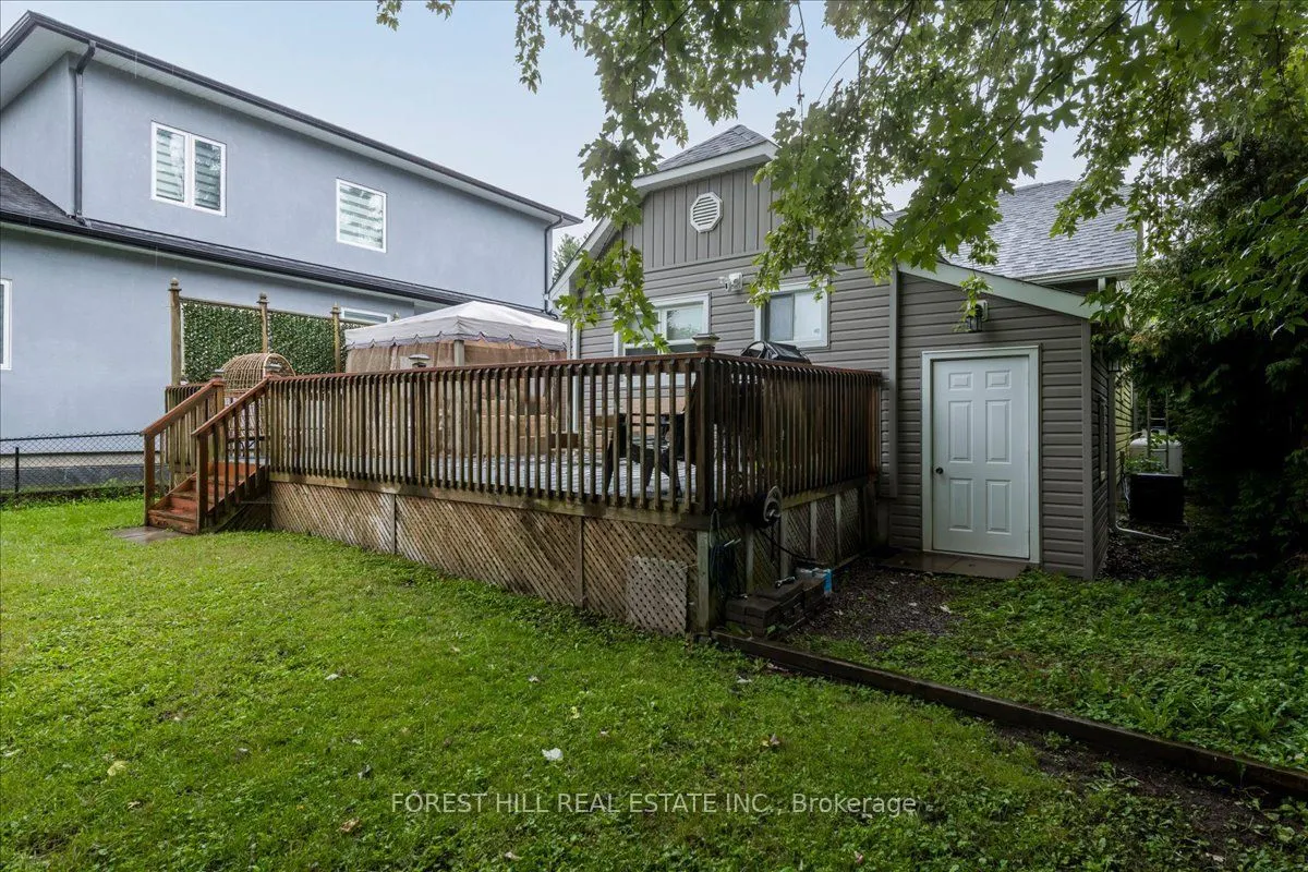43 Lake Avenue