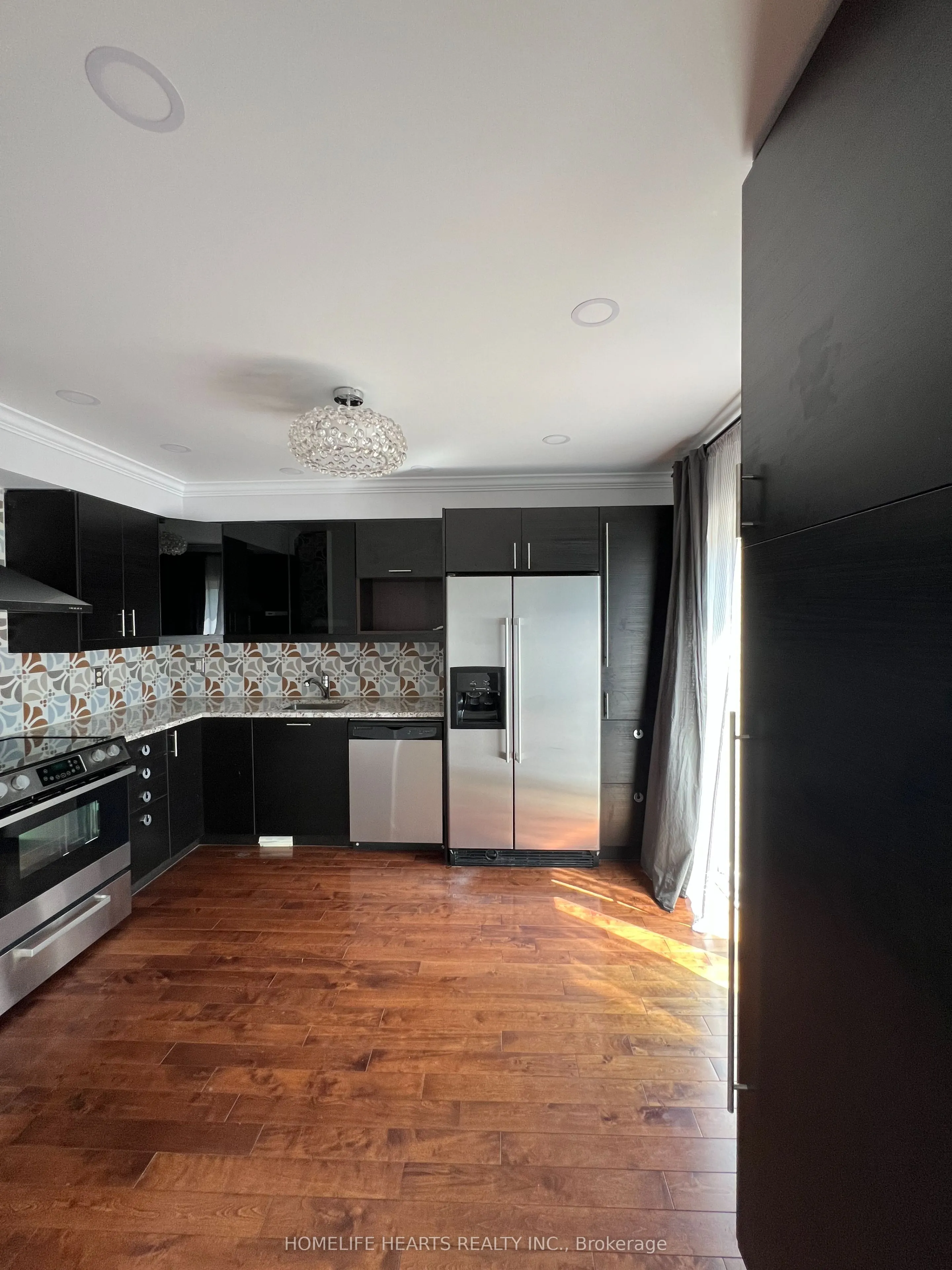 1 Glenhill Drive