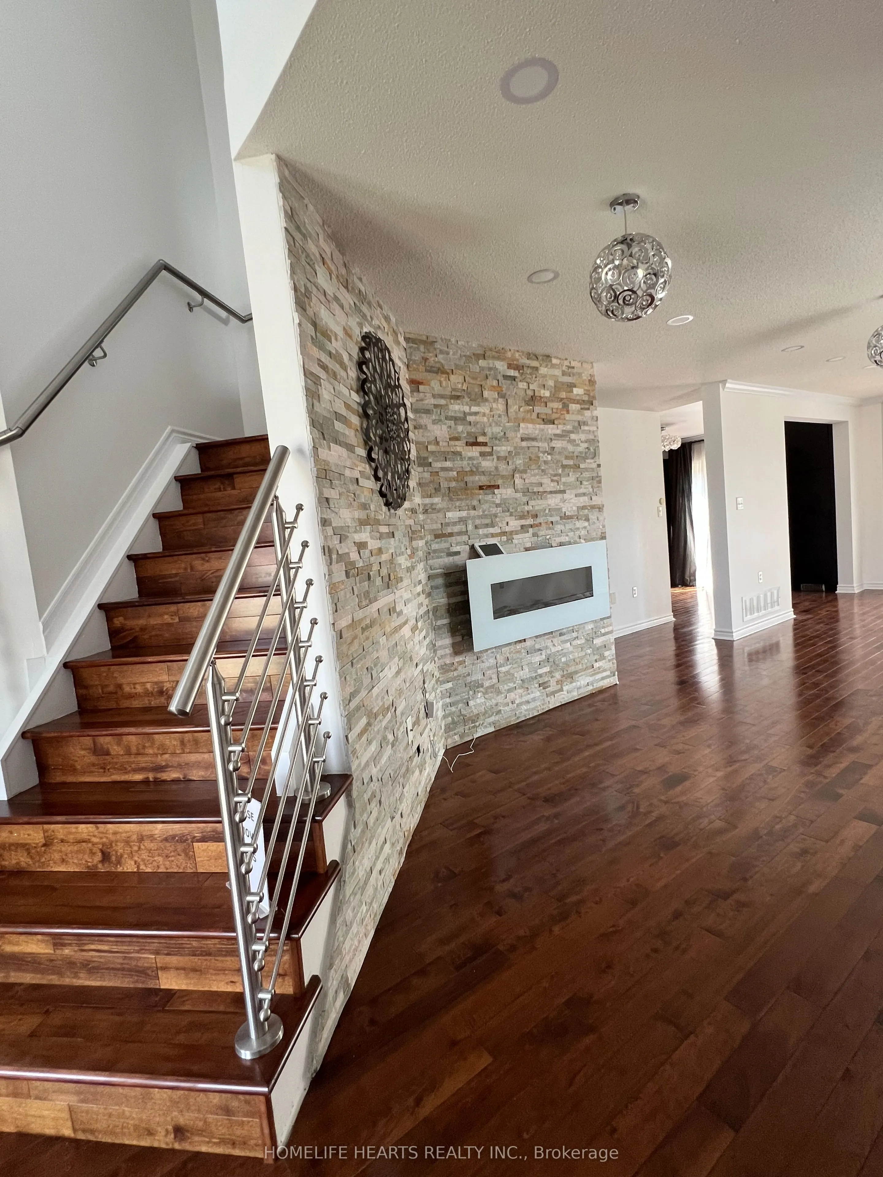 1 Glenhill Drive