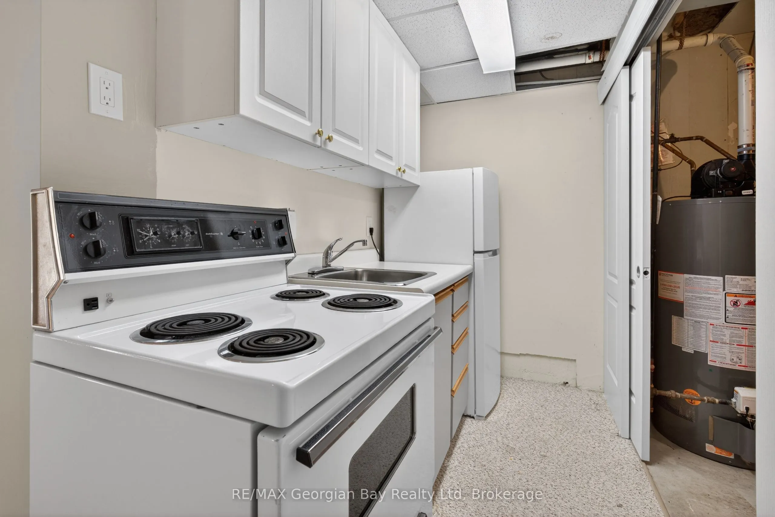 696 King Street #63