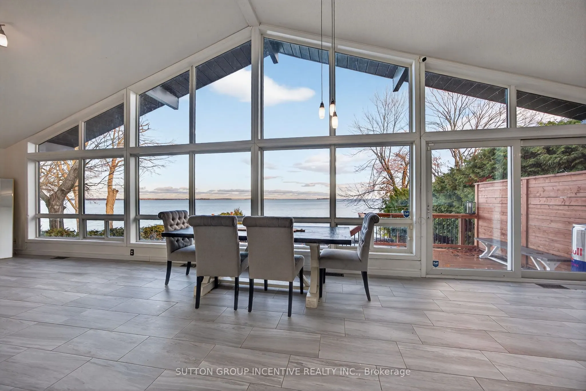 211 Moon Point Drive