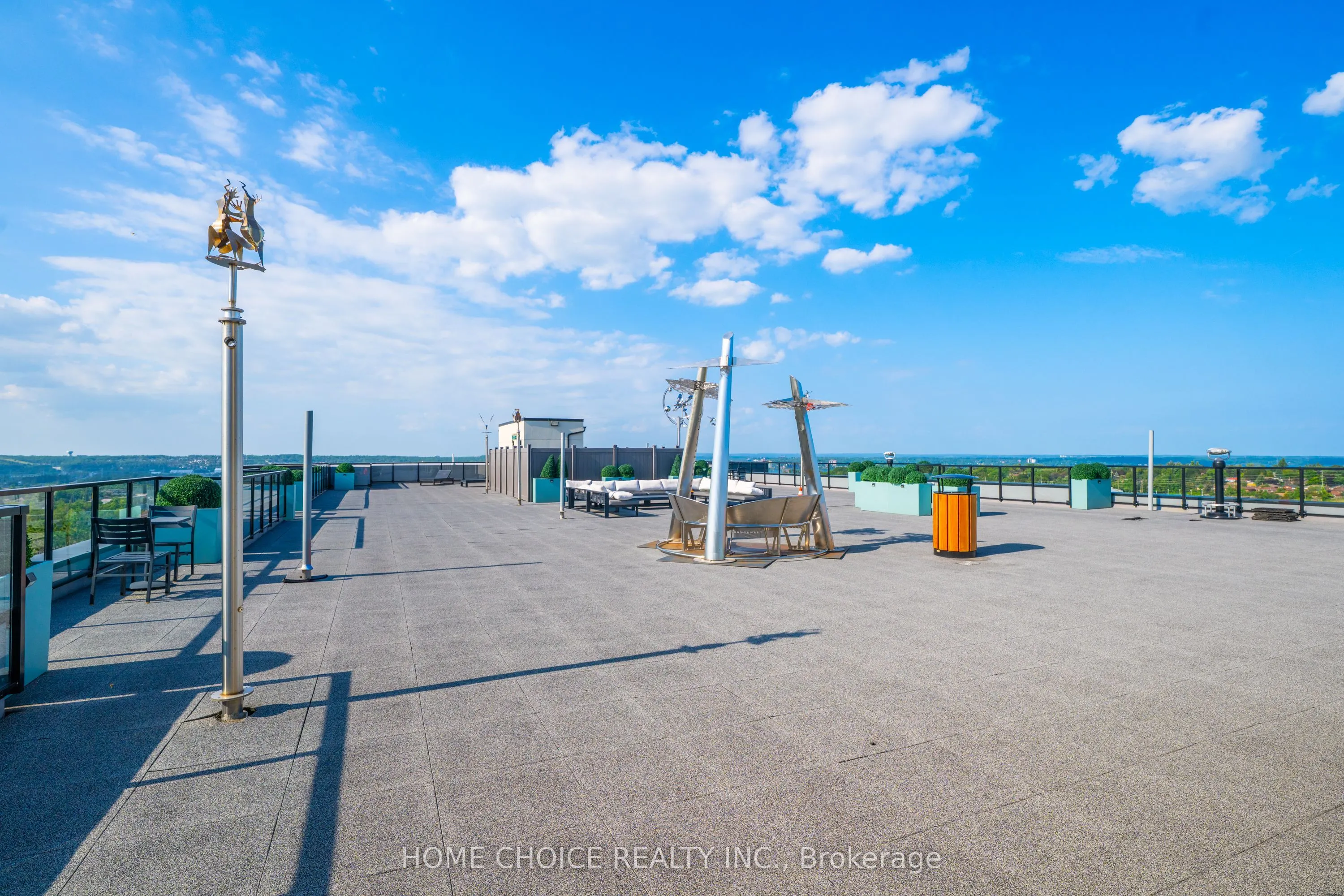 300 Essa Road #602