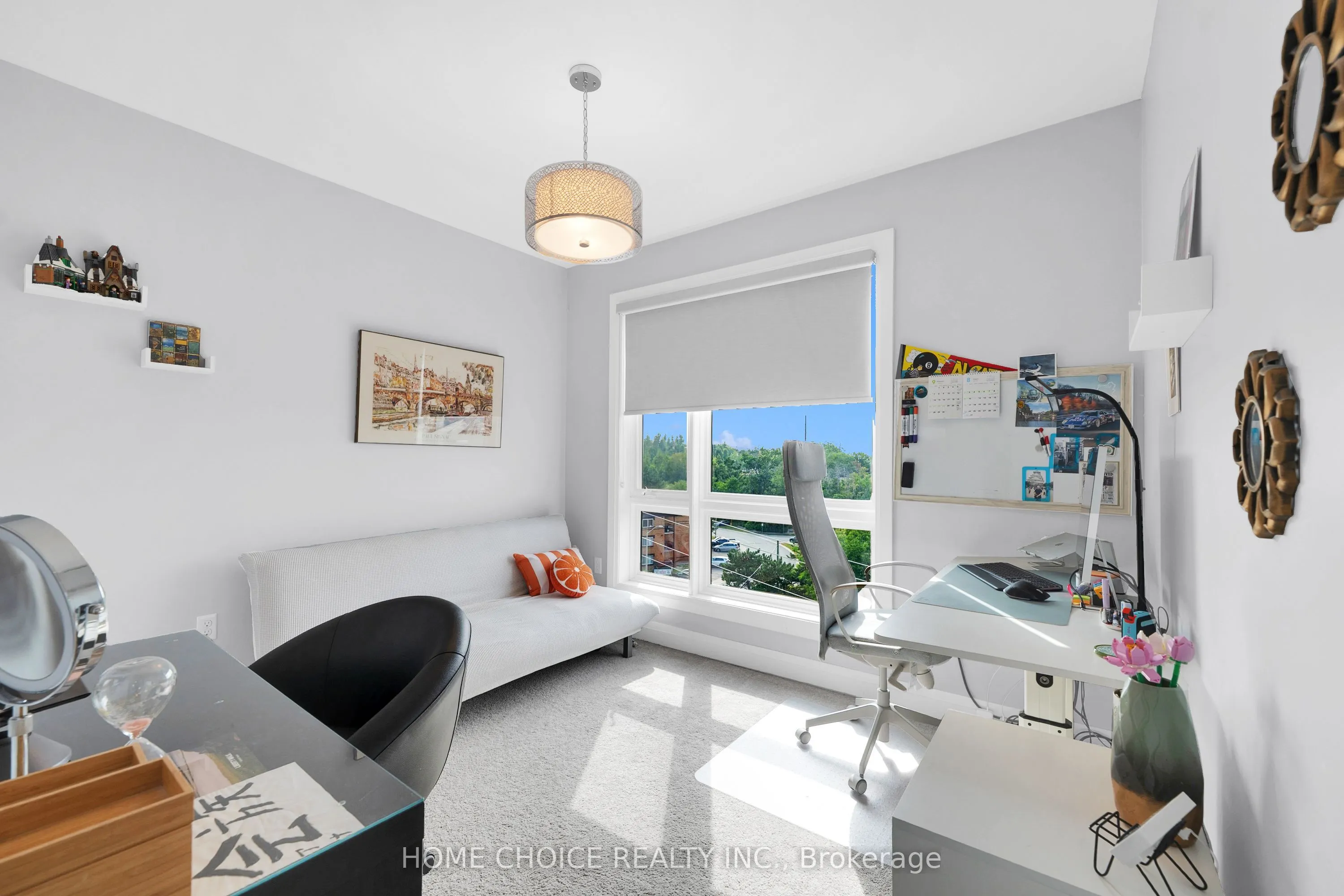 300 Essa Road #602