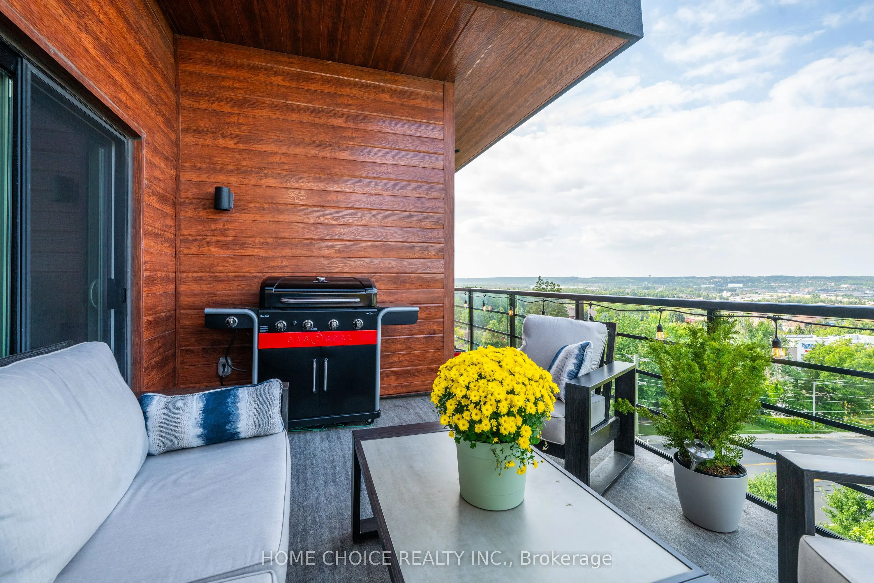 300 Essa Road #602