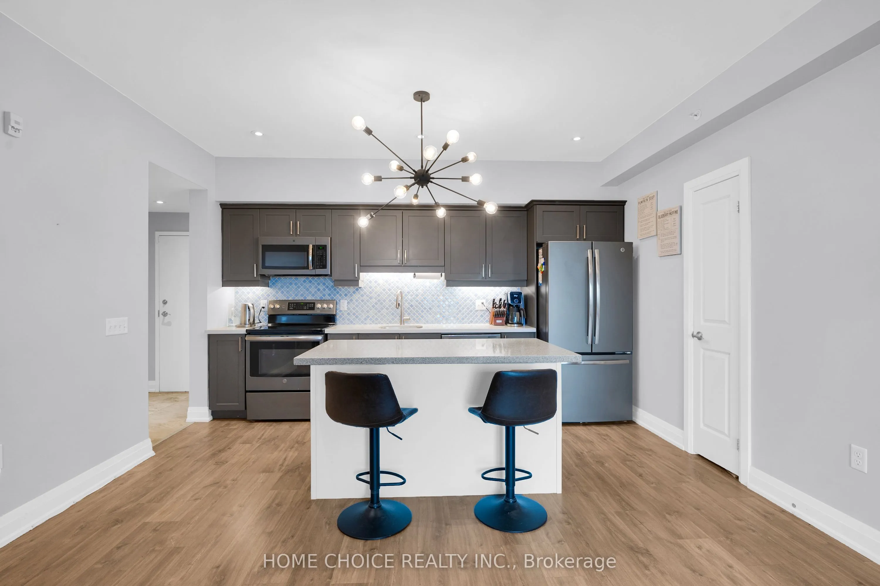 300 Essa Road #602