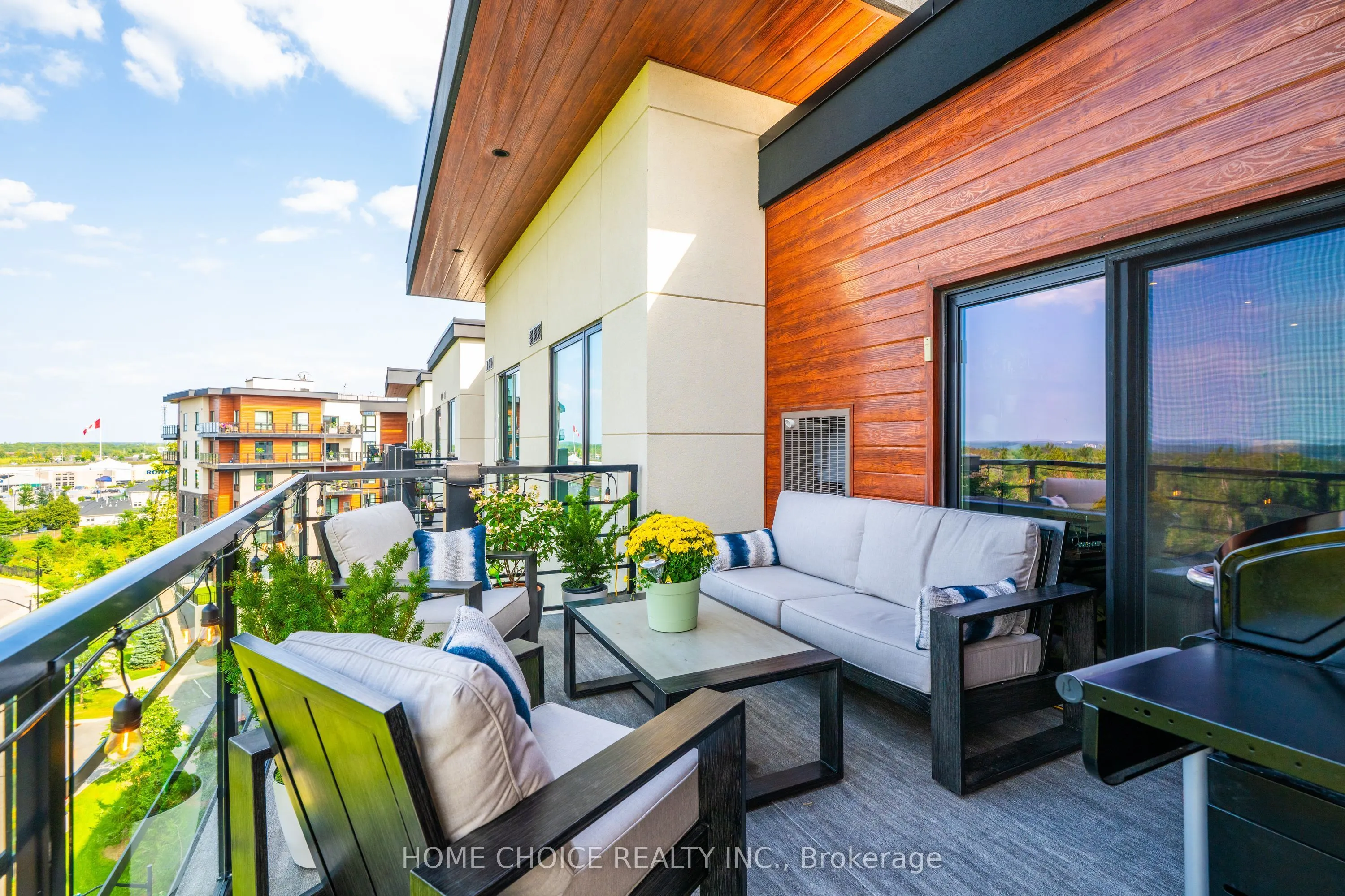 300 Essa Road #602