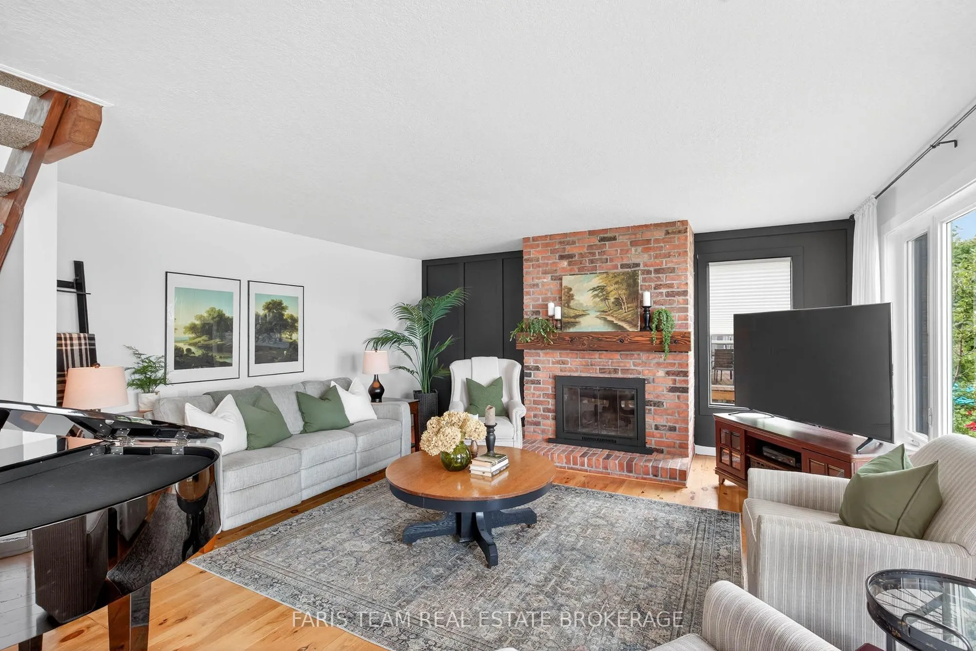 238 Robins Point Road