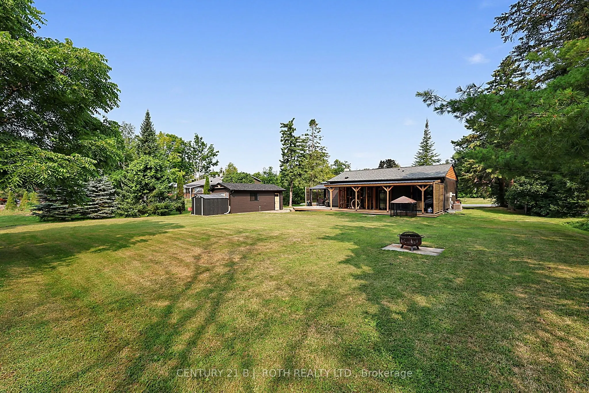 25 Glengrove Avenue