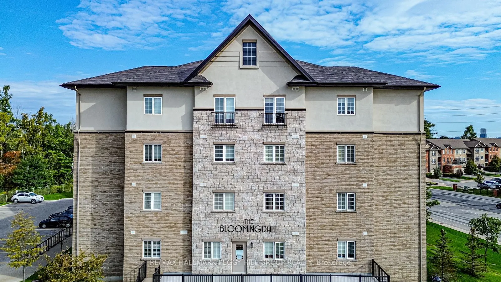 40 Ferndale Drive S #402