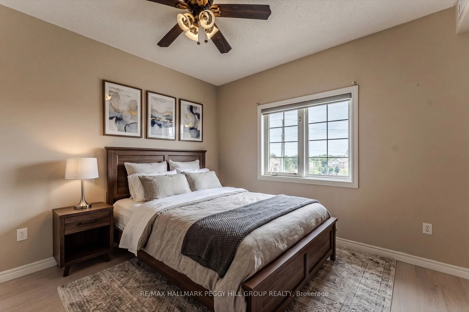40 Ferndale Drive S #402
