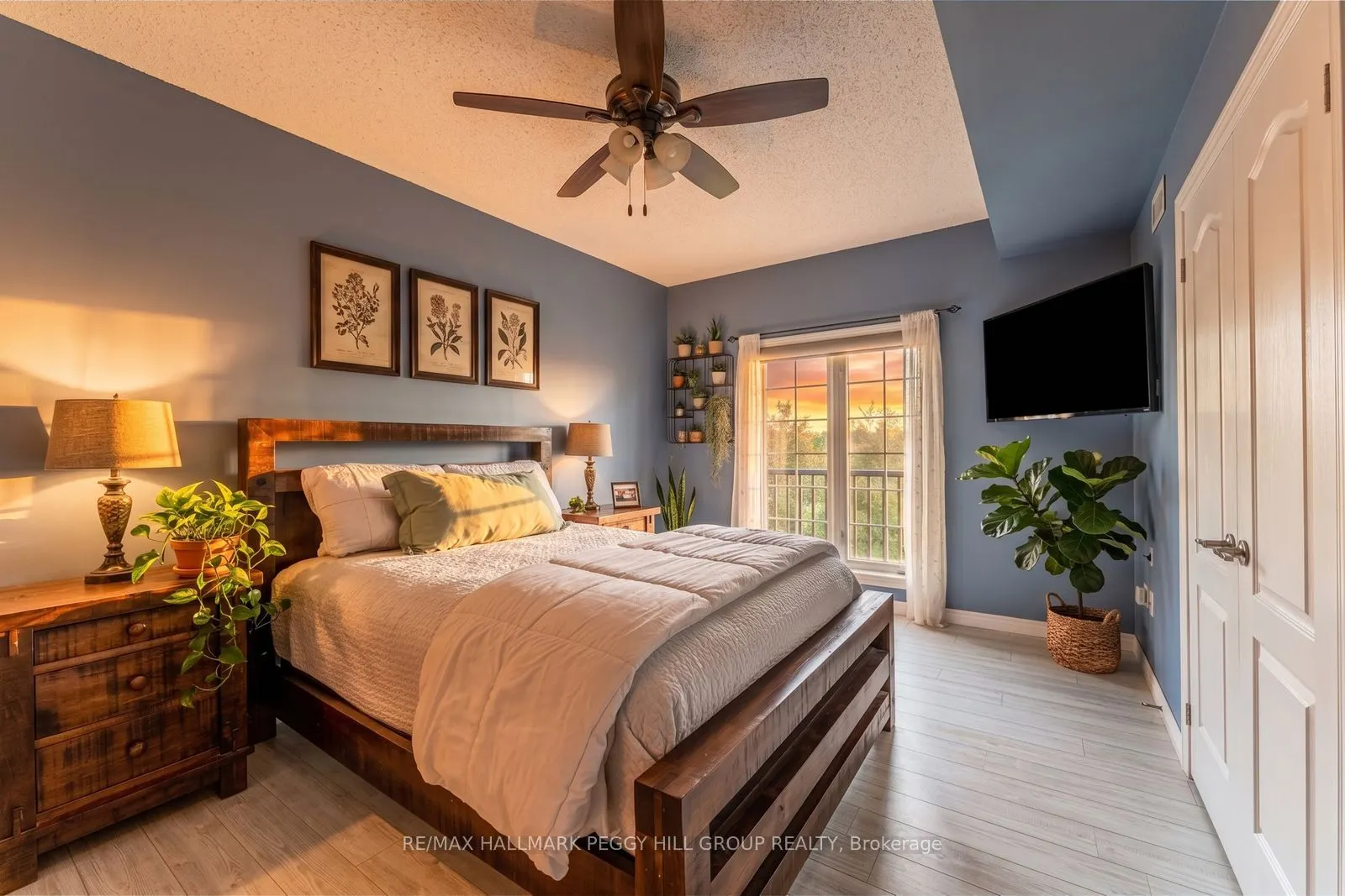 40 Ferndale Drive S #402