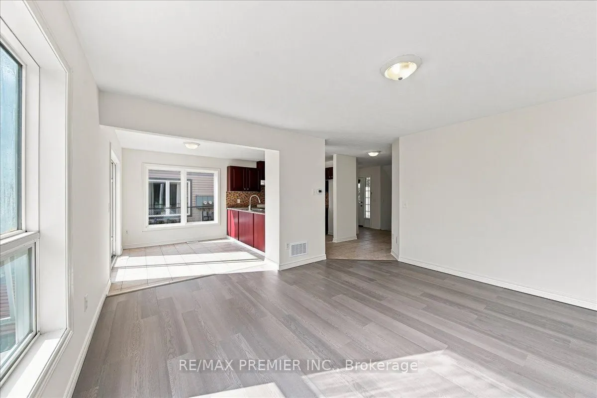 800 West Ridge Boulevard #125