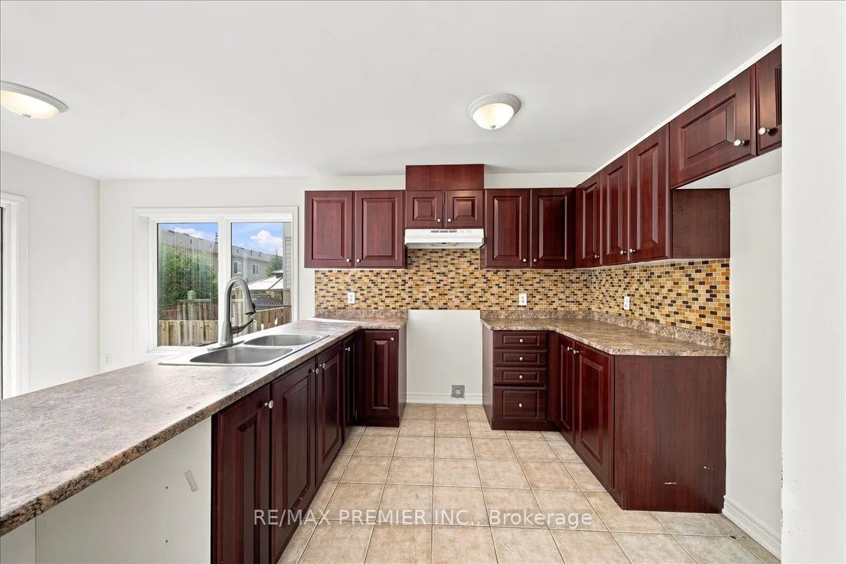 800 West Ridge Boulevard #125