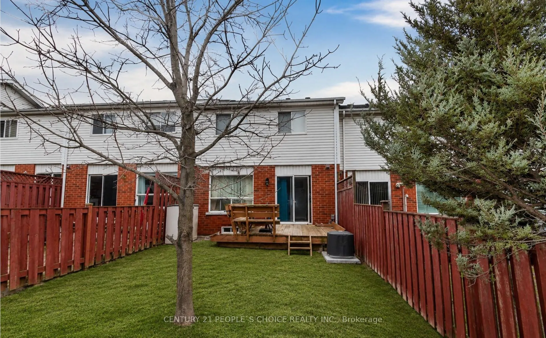 186 Pickett Crescent