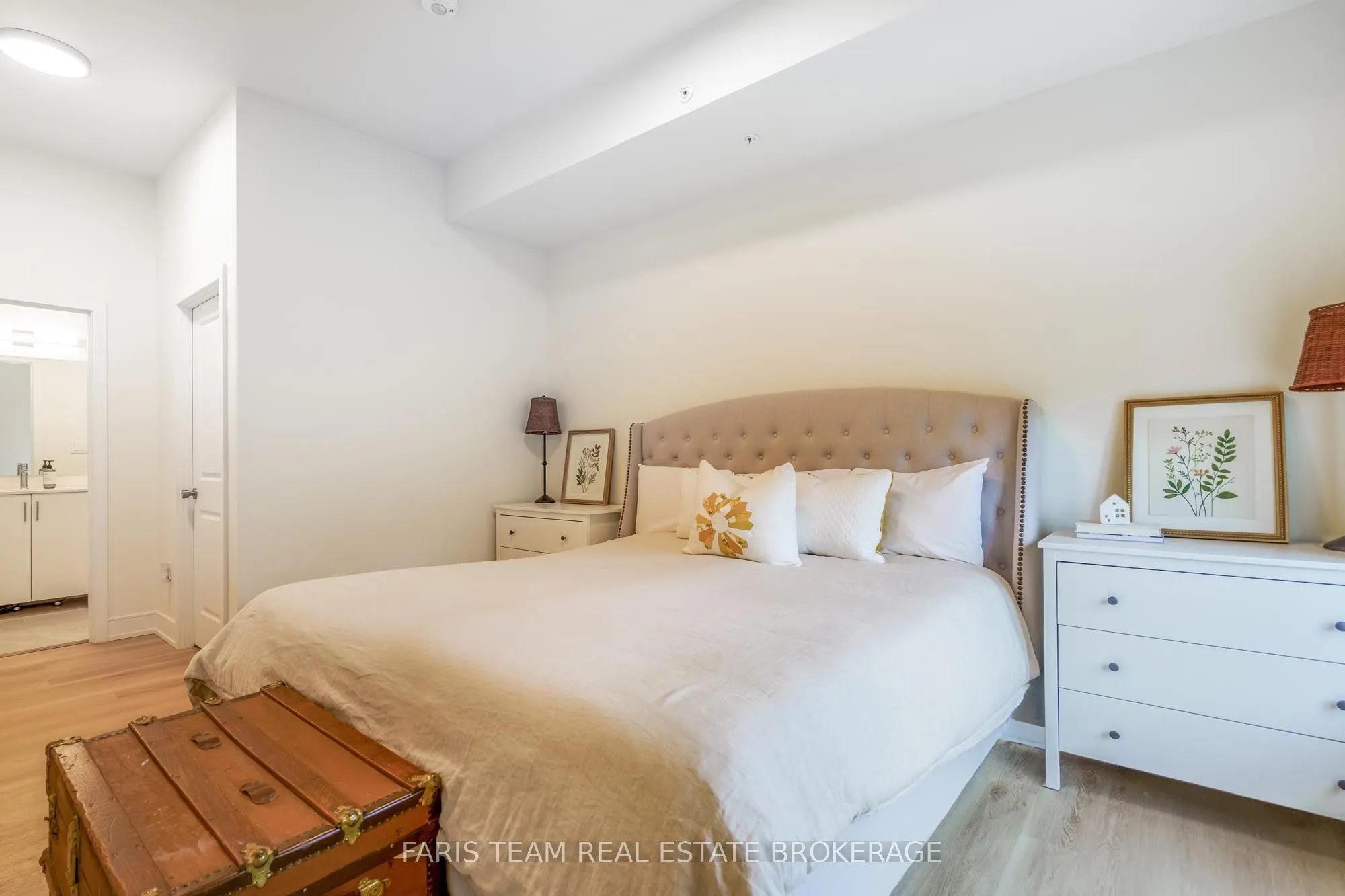 121 Mary Street #224