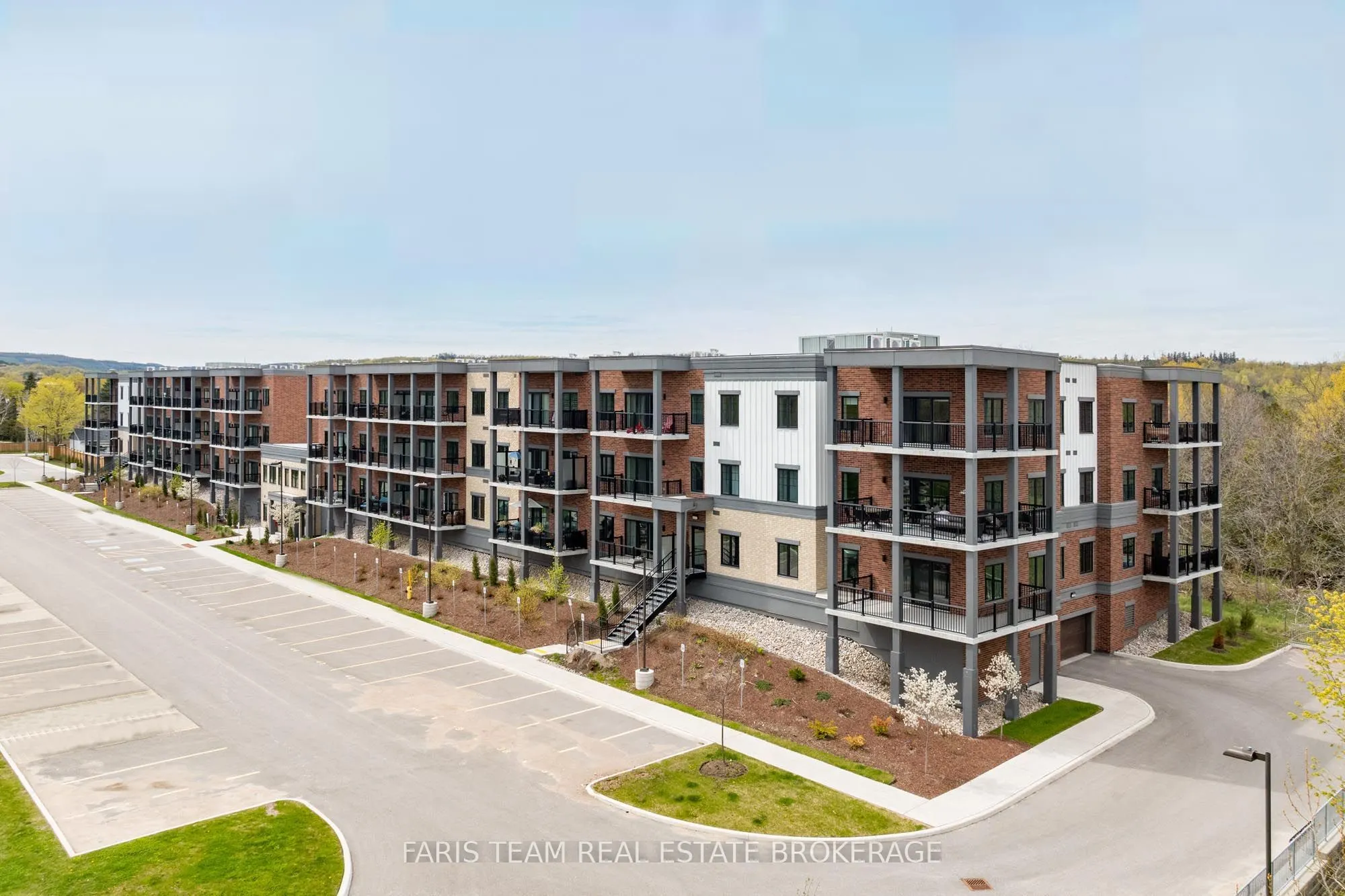121 Mary Street #224