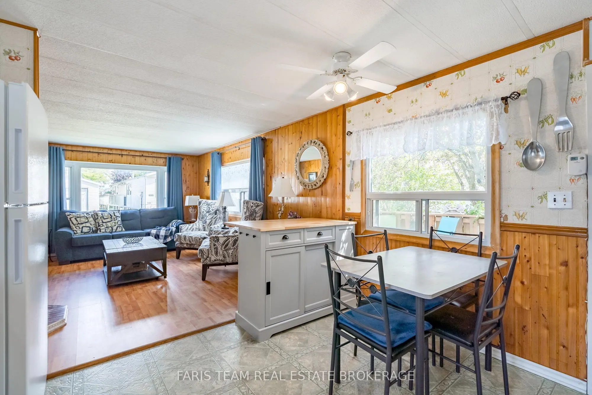 4118 Ash Crescent