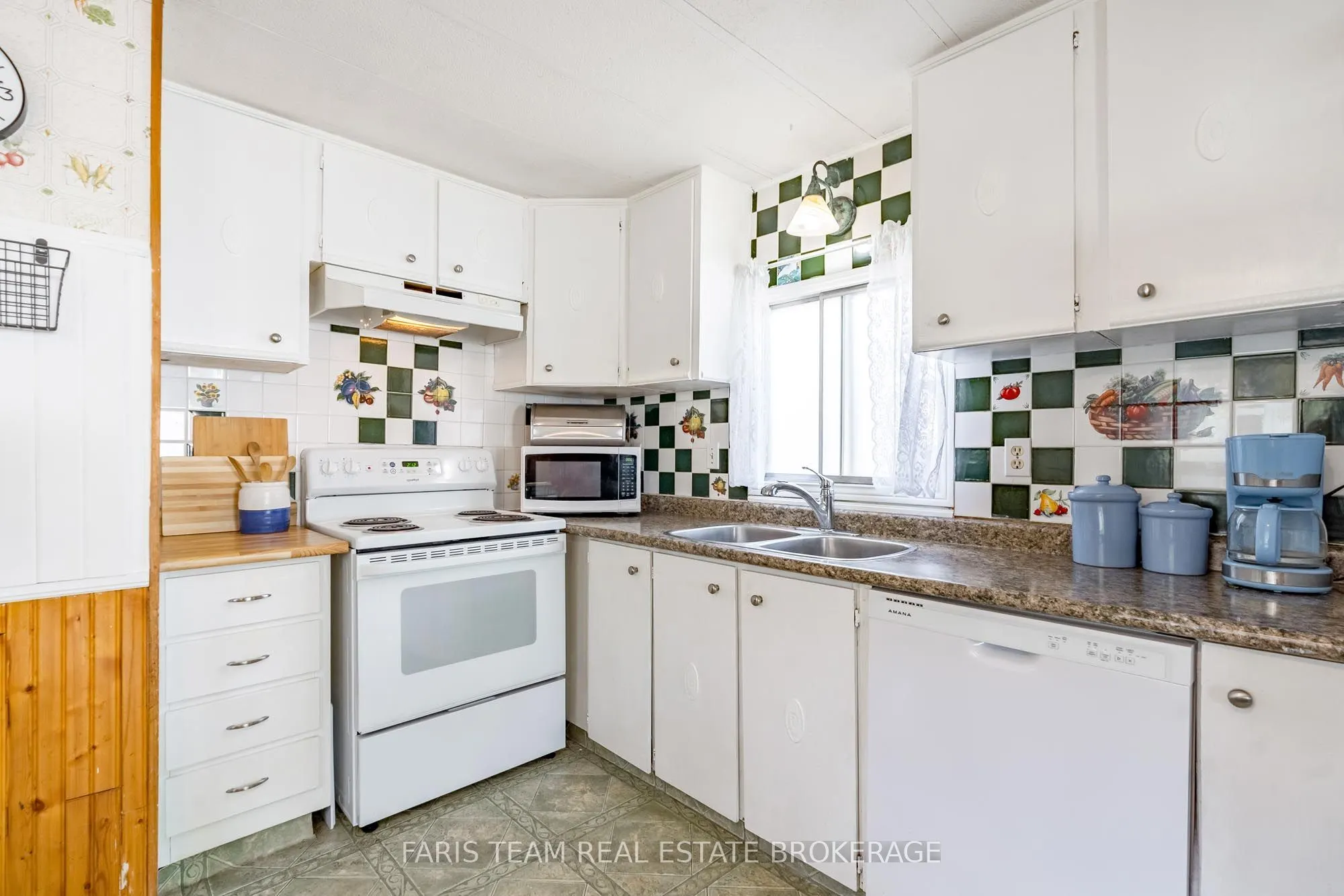 4118 Ash Crescent