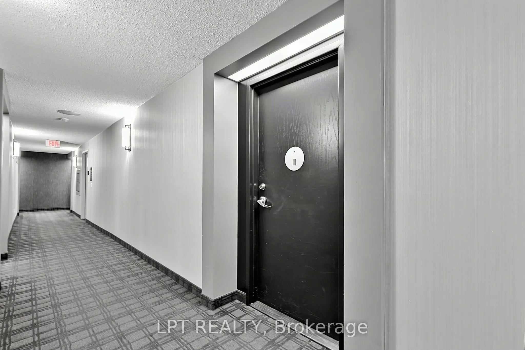 75 Ellen Street #1111
