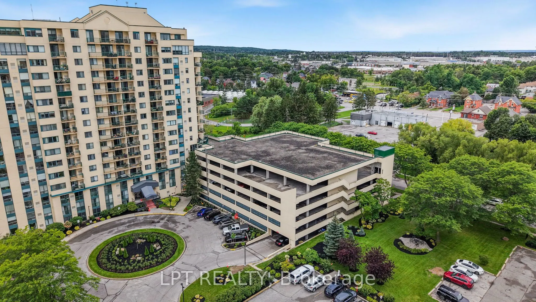 75 Ellen Street #1111
