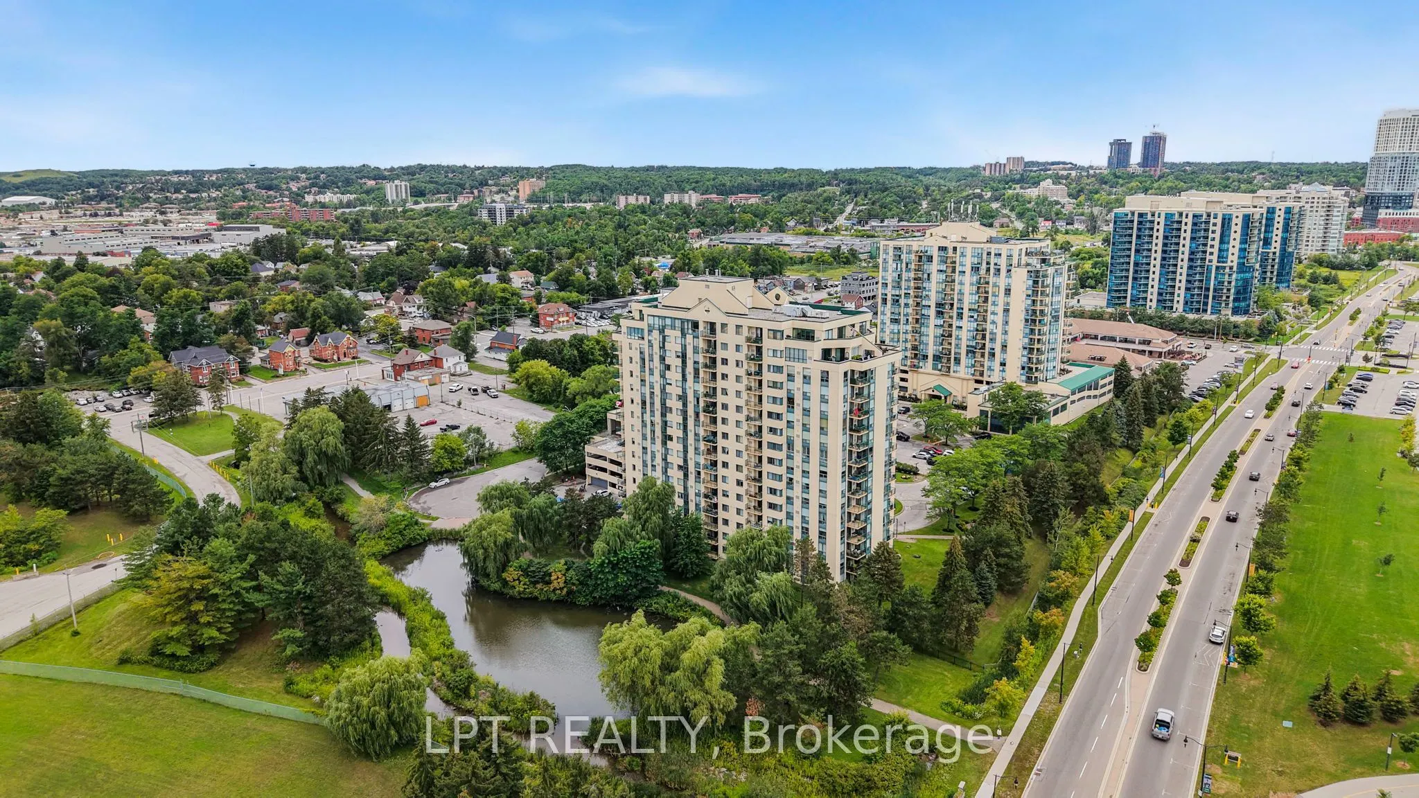 75 Ellen Street #1111