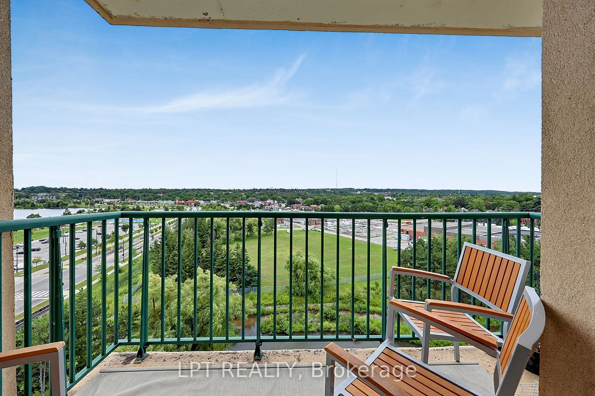 75 Ellen Street #1111