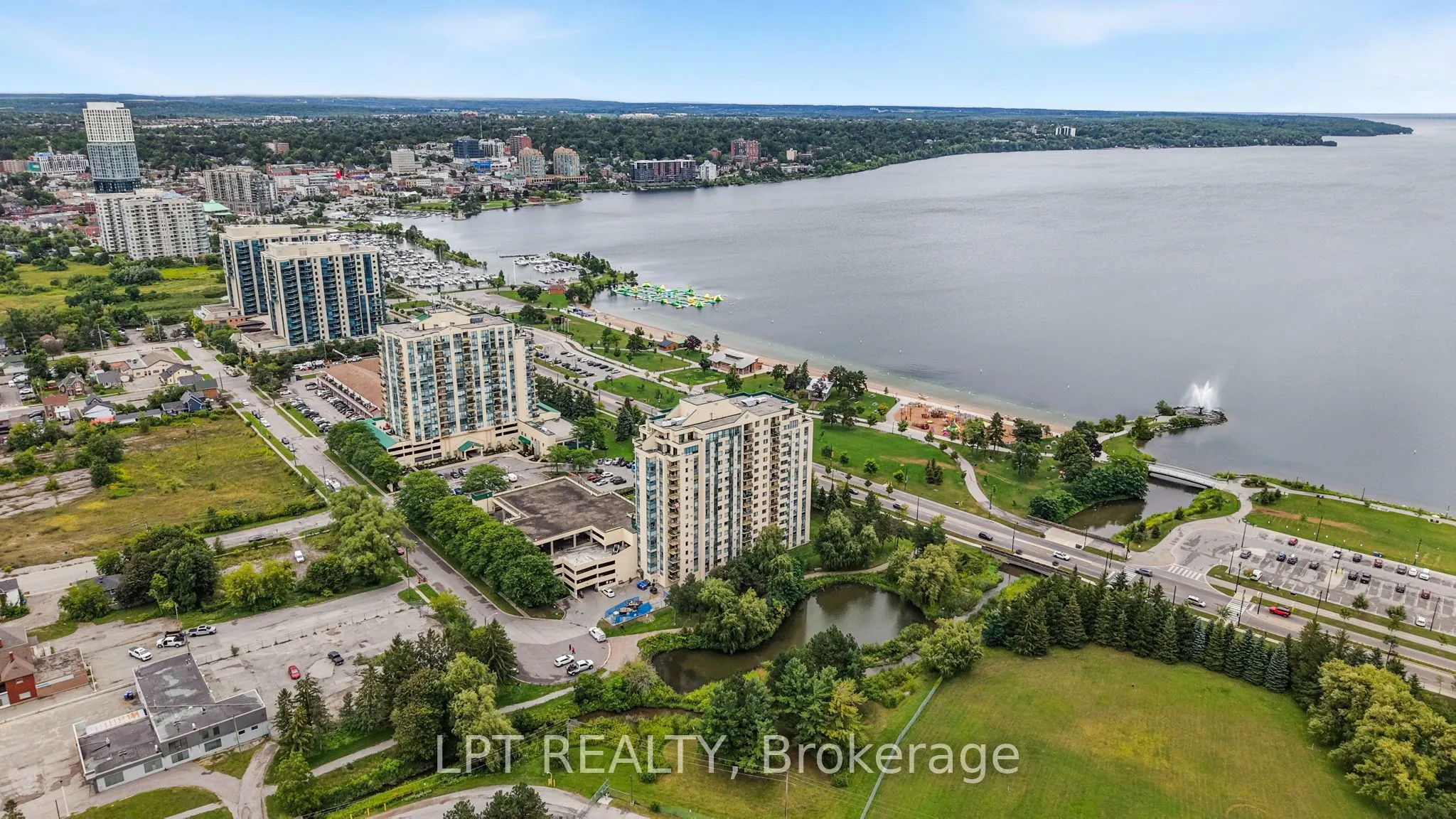 75 Ellen Street #1111