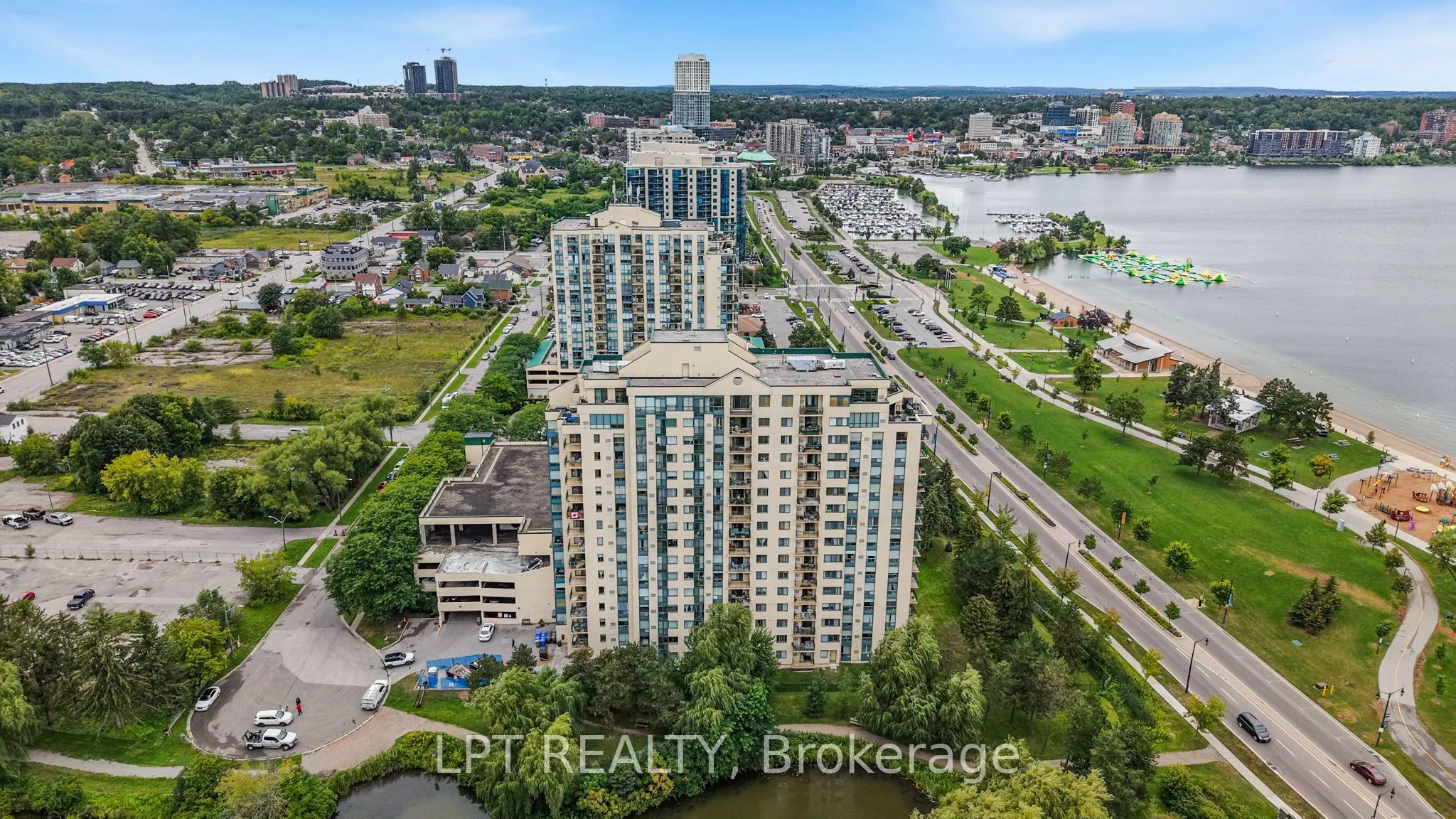 75 Ellen Street #1111