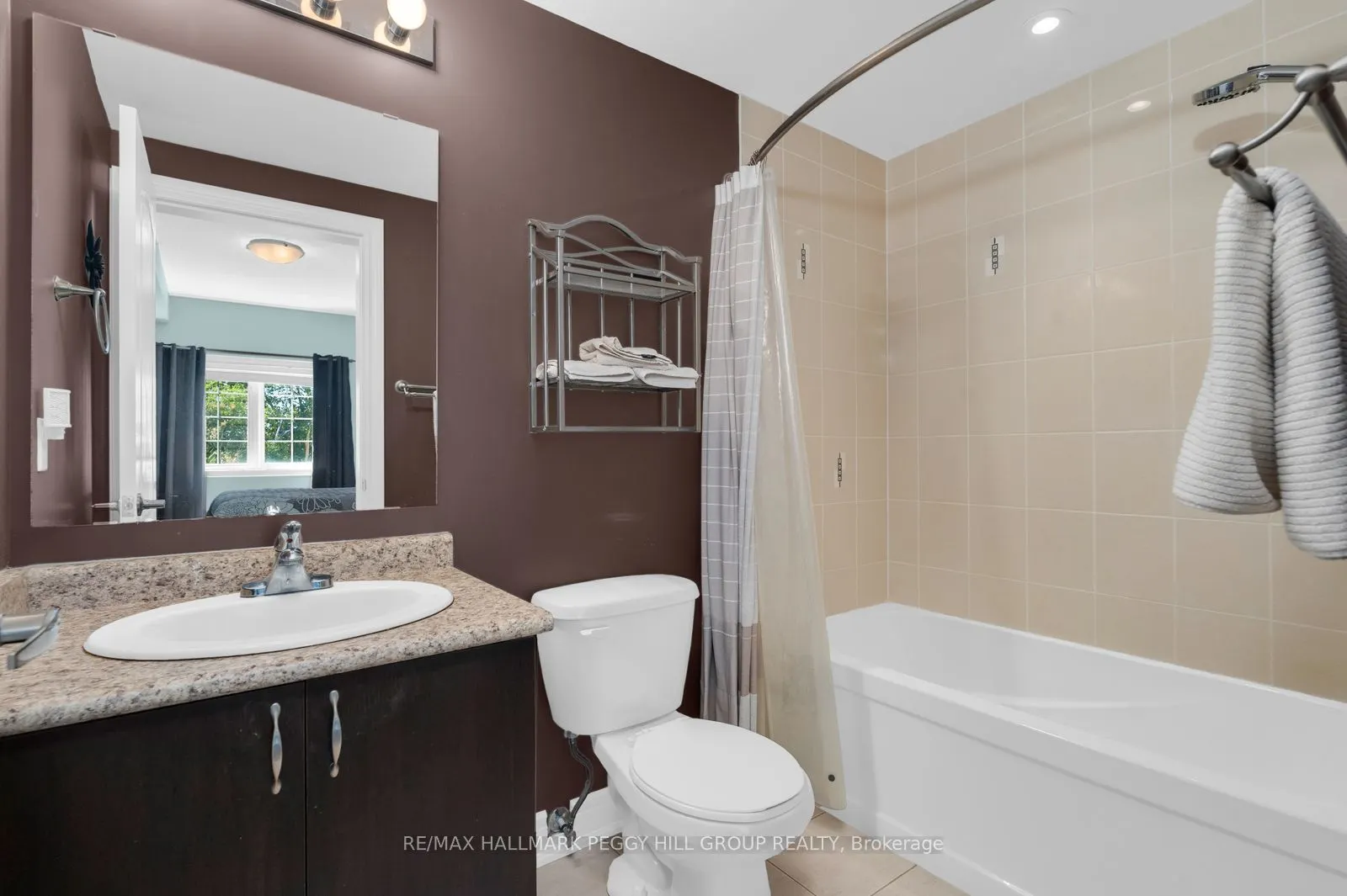 43 Ferndale Drive S #302