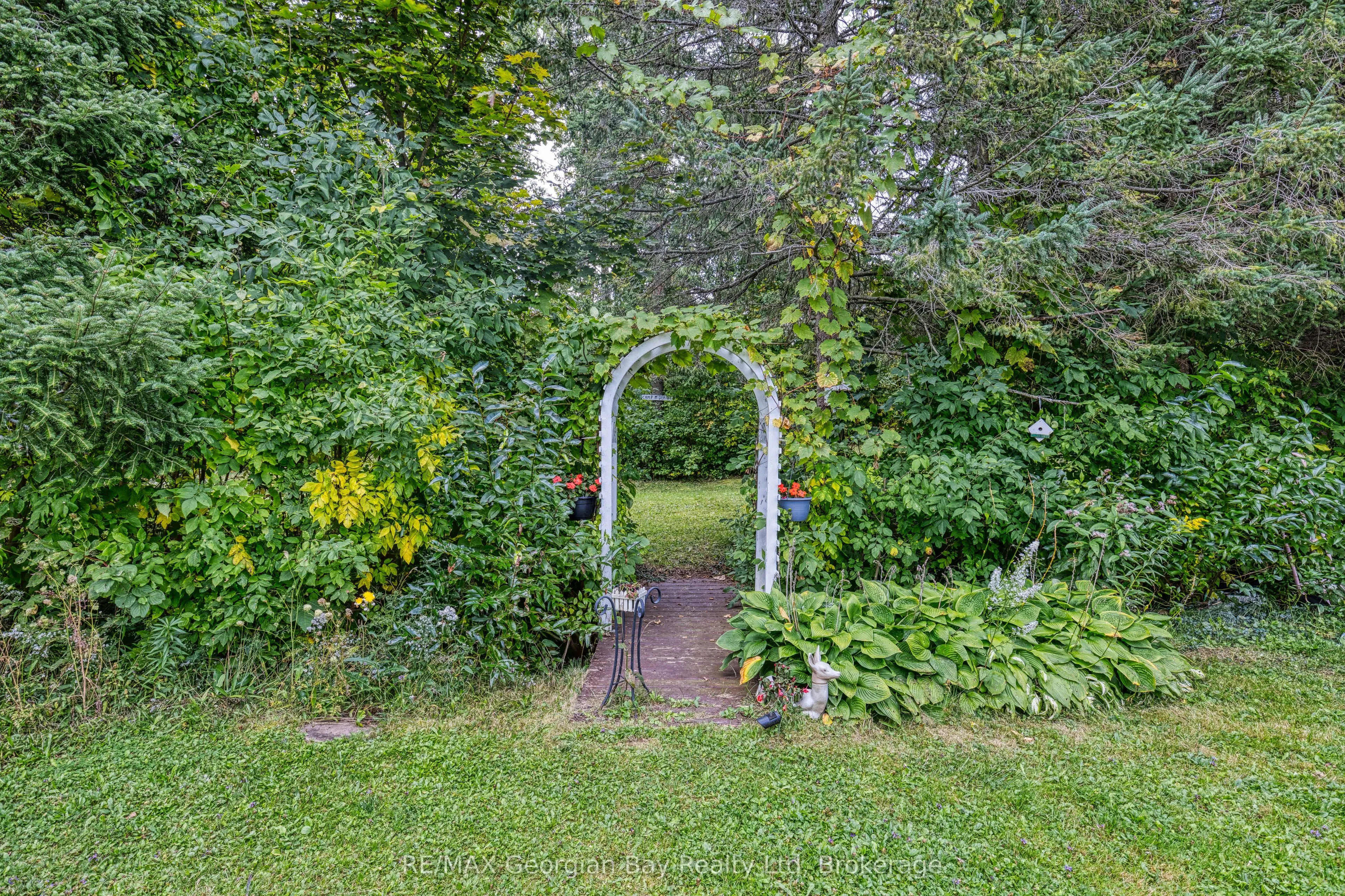 2407 Rumney Road