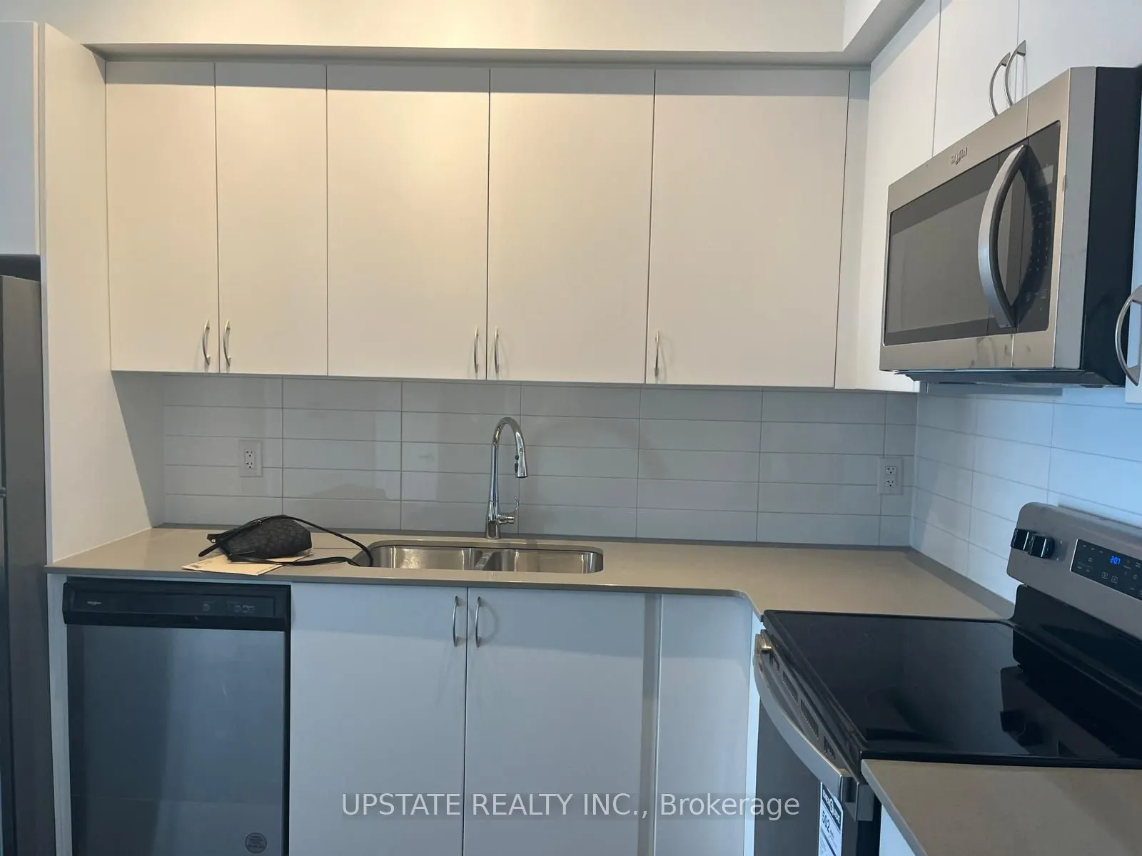 56 Lakeside Terrace #1102