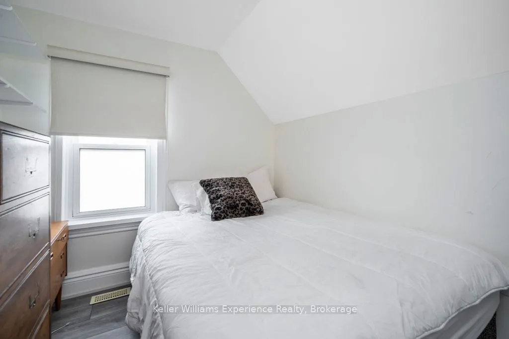 206 Fourth Street