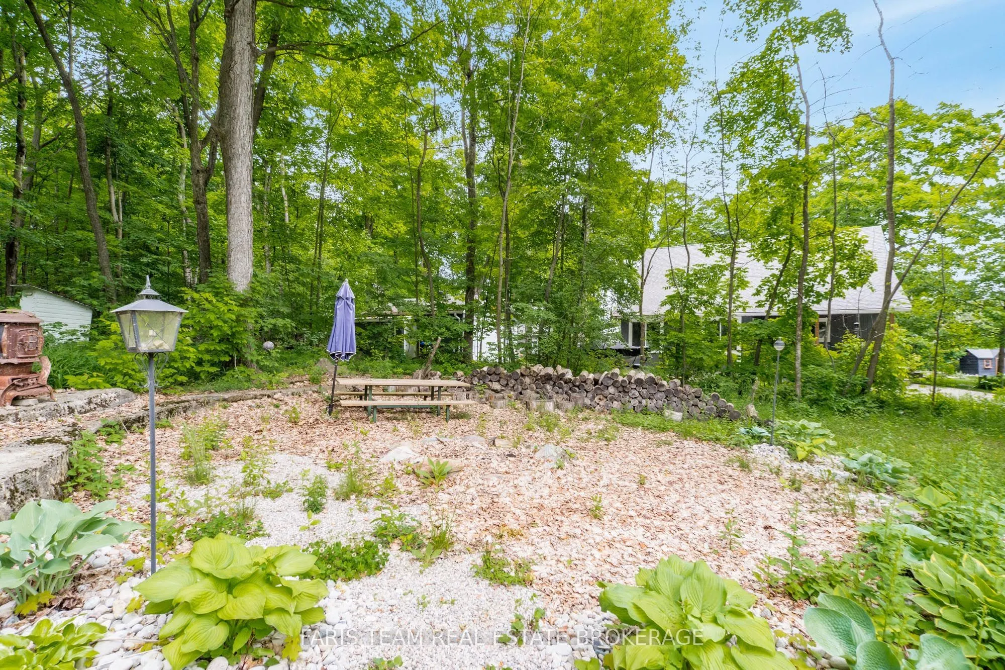 365 Robins Point Road