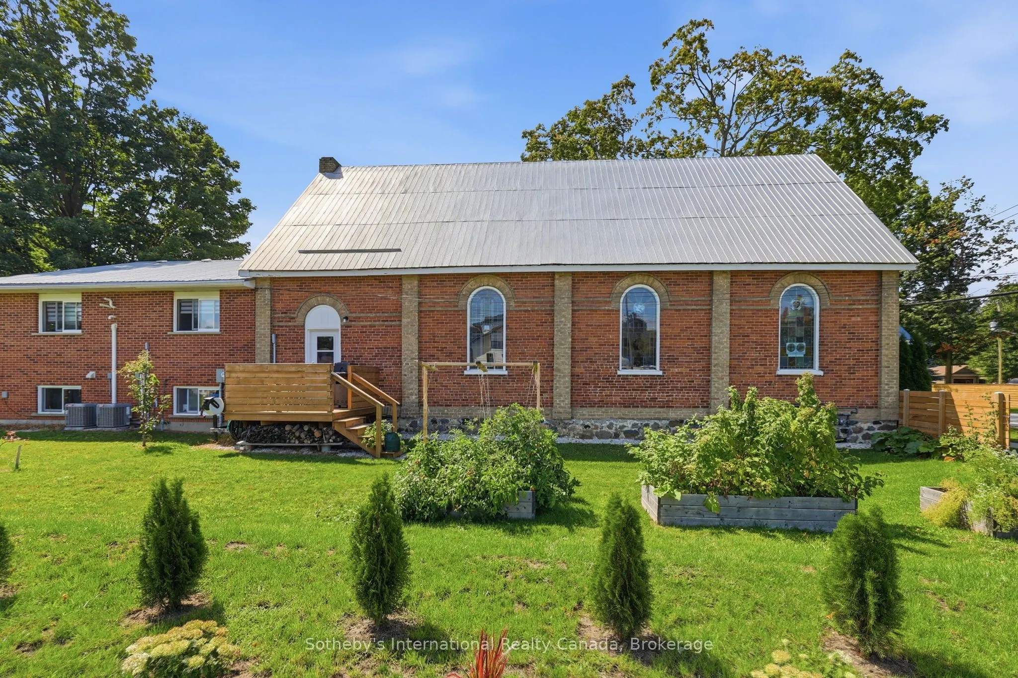 22 MELVILLE Street #C