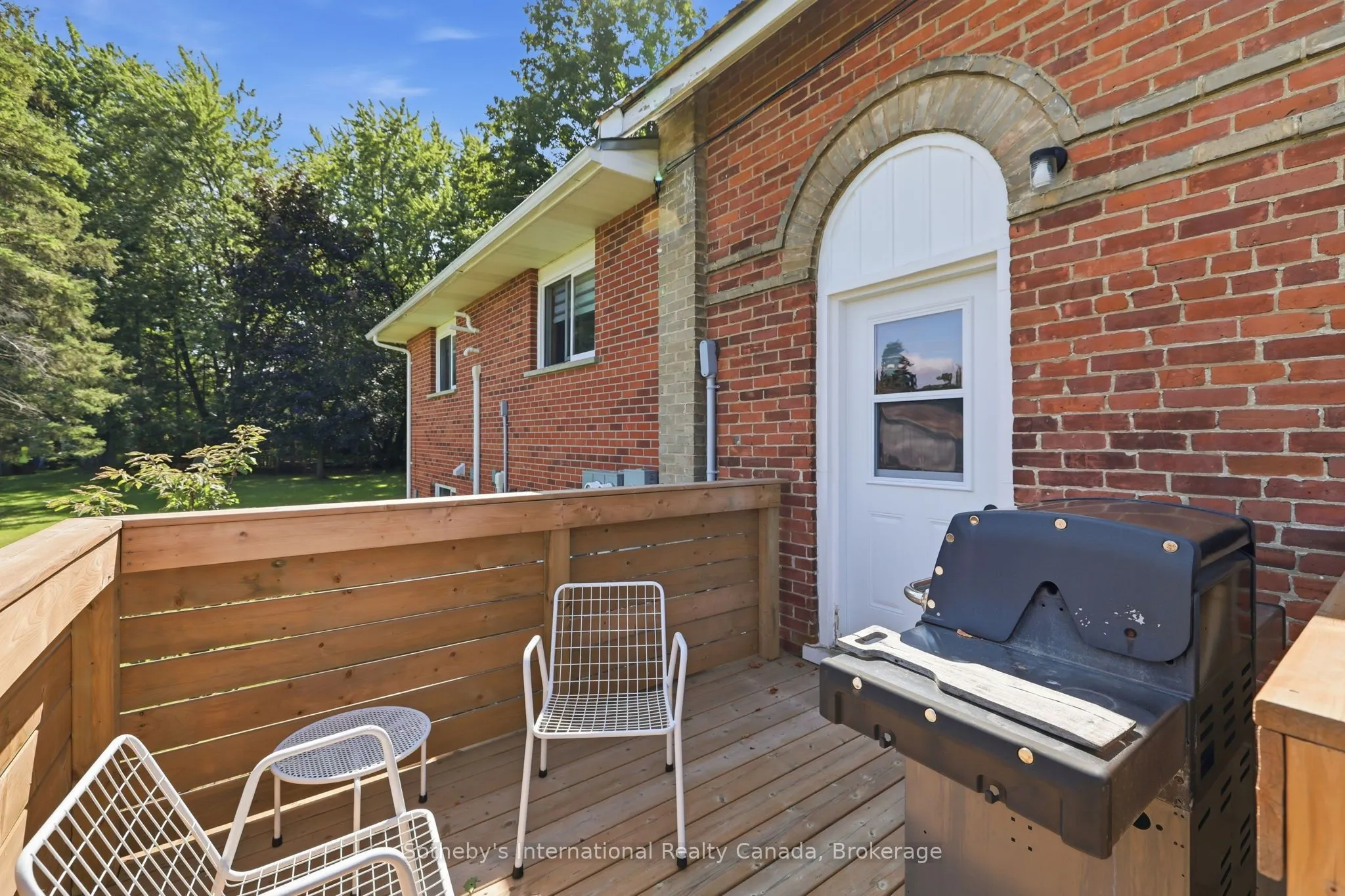 22 MELVILLE Street #C