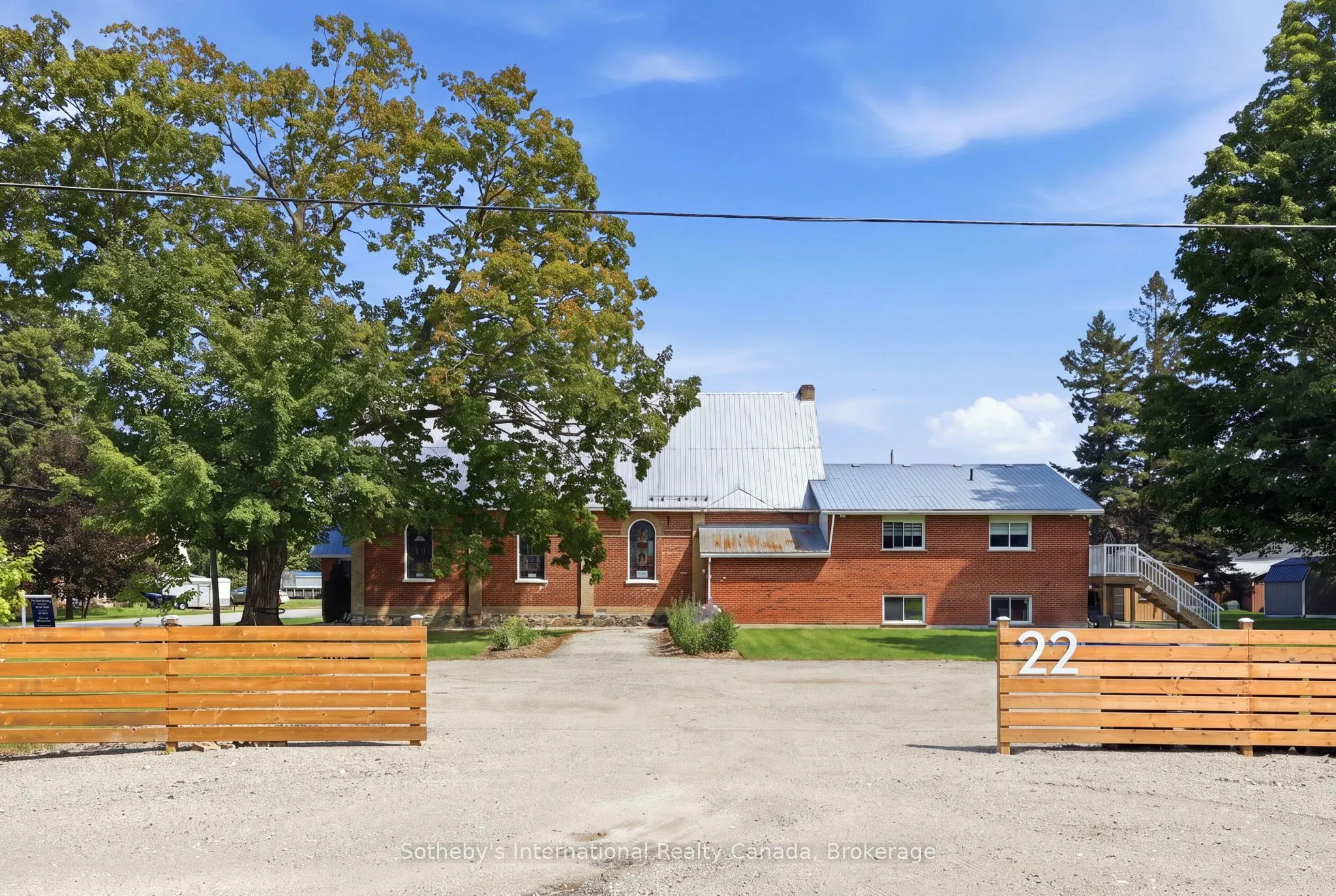 22 MELVILLE Street #C