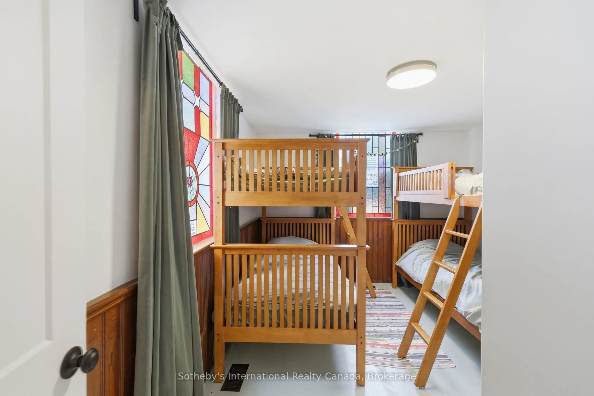 22 MELVILLE Street #C